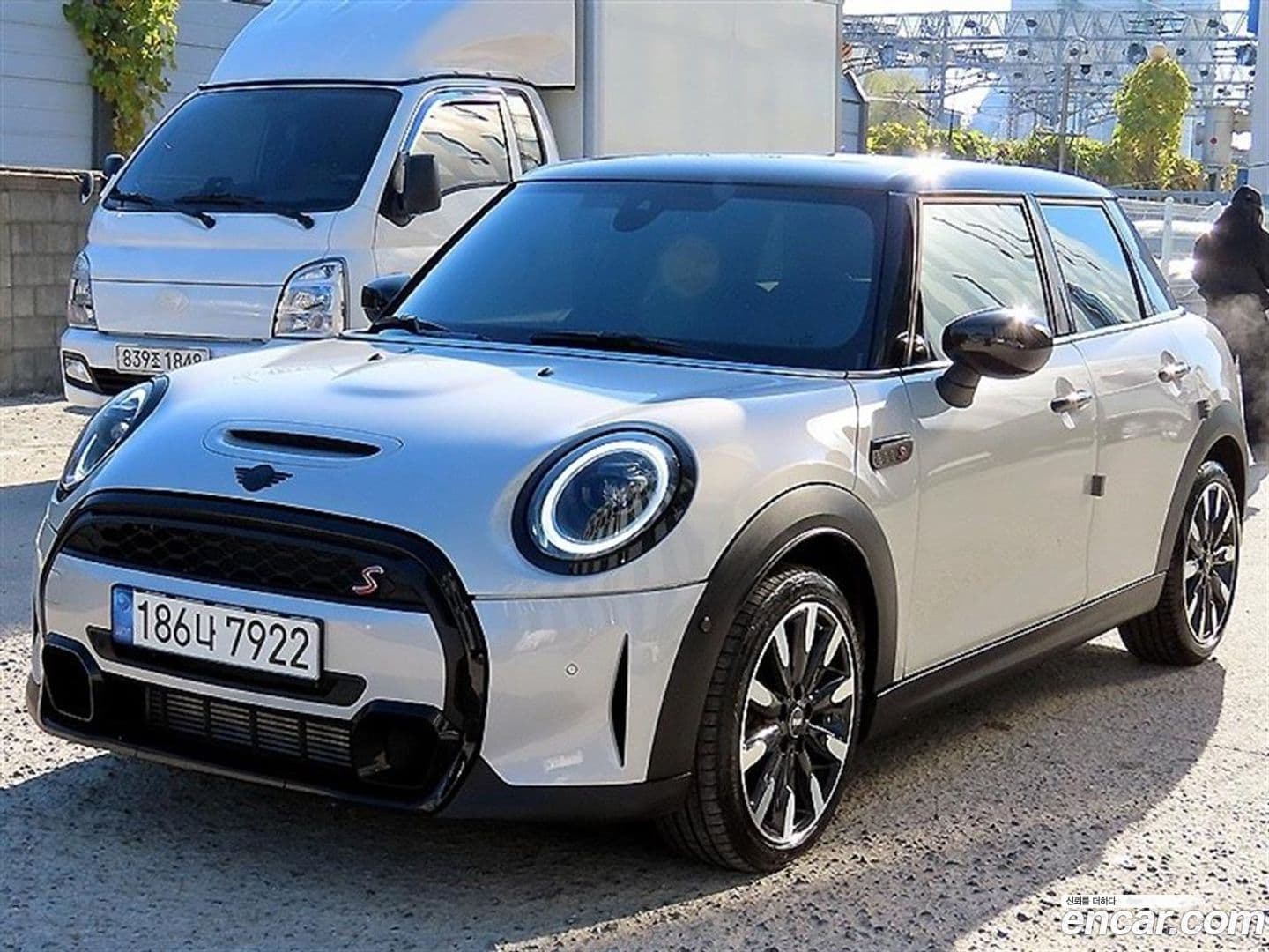 Main__Slider__Photo:Cooper Mini 2022.7-0