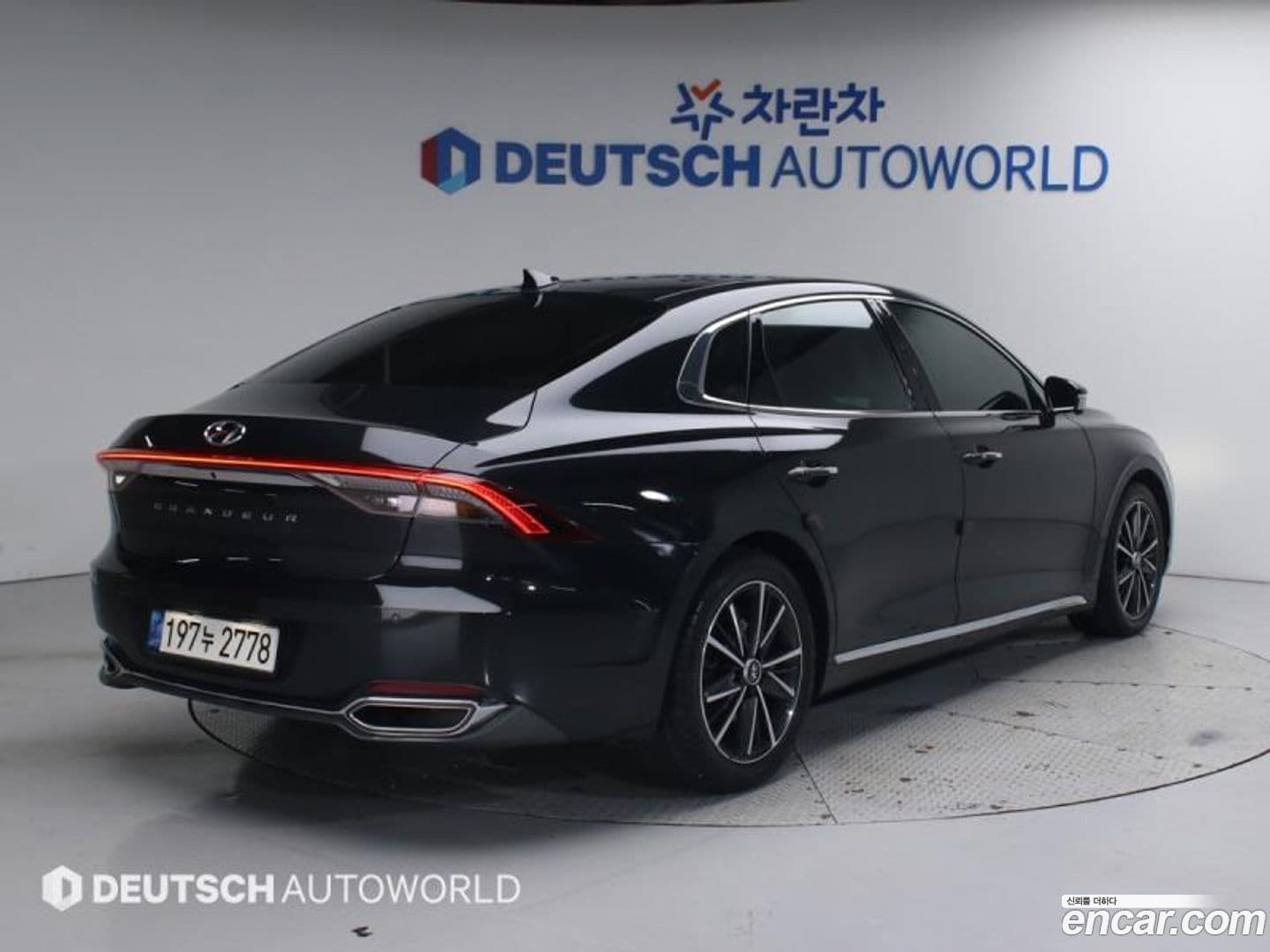 Main__Slider__Photo:Grandeur Hyundai 2021.7-0