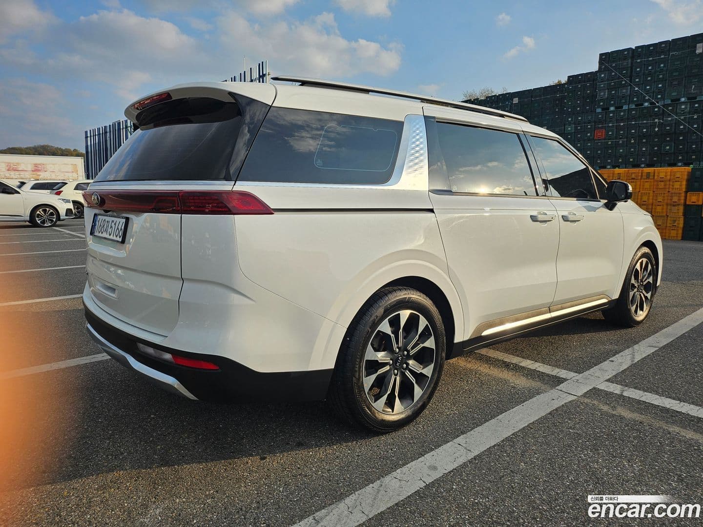 Main__Slider__Photo:Canival Kia 2020.9-0