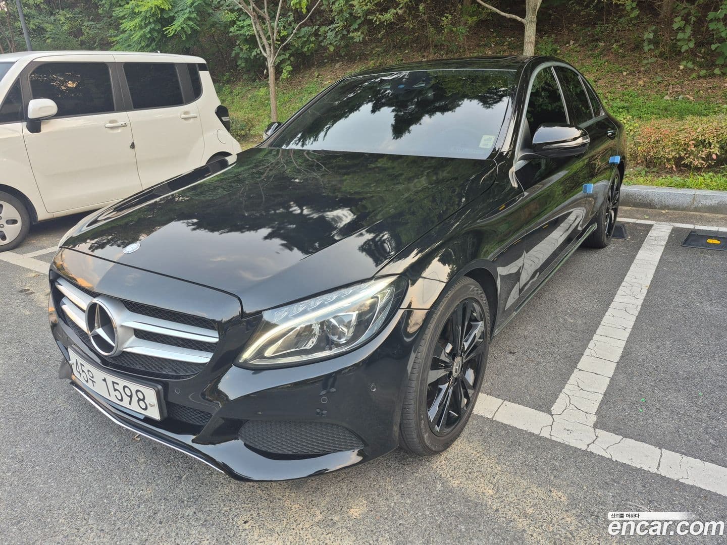 Main__Slider__Photo:C-Class Mercedes-Benz 2017.7-0