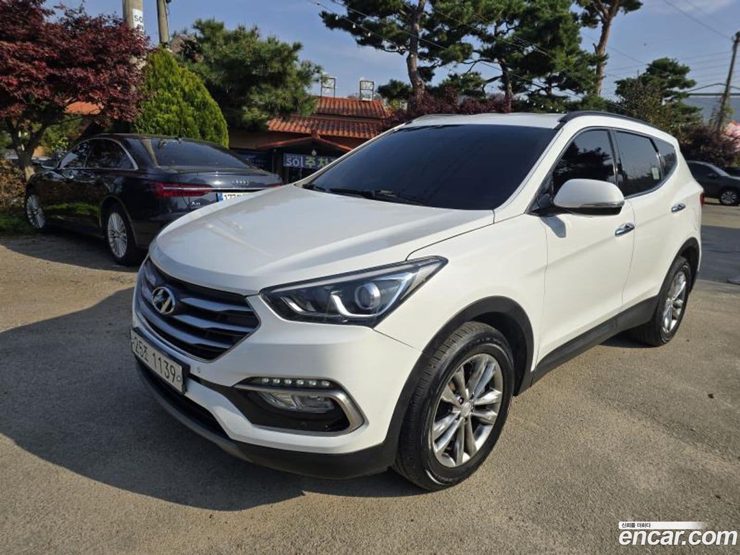 Main__Slider__Photo:Santafe Hyundai 2018.0-0