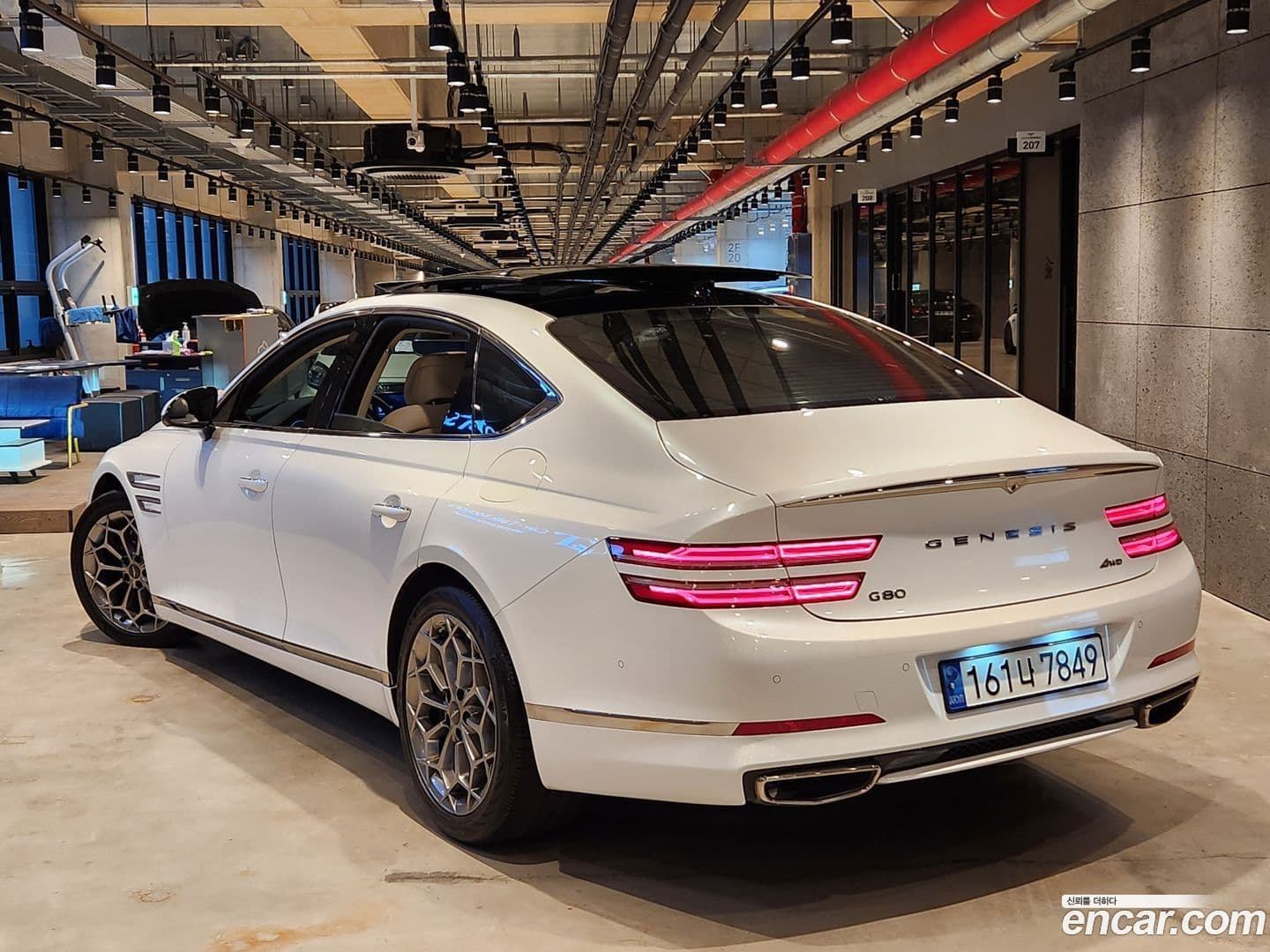 Main__Slider__Photo:G80 Genesis 2021.8-0