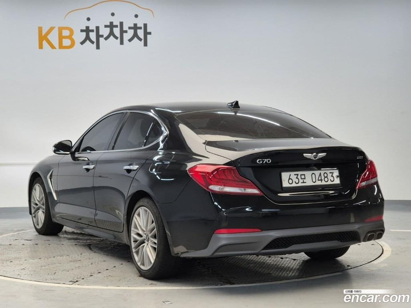 Main__Slider__Photo:G70 Genesis 2019.7-0