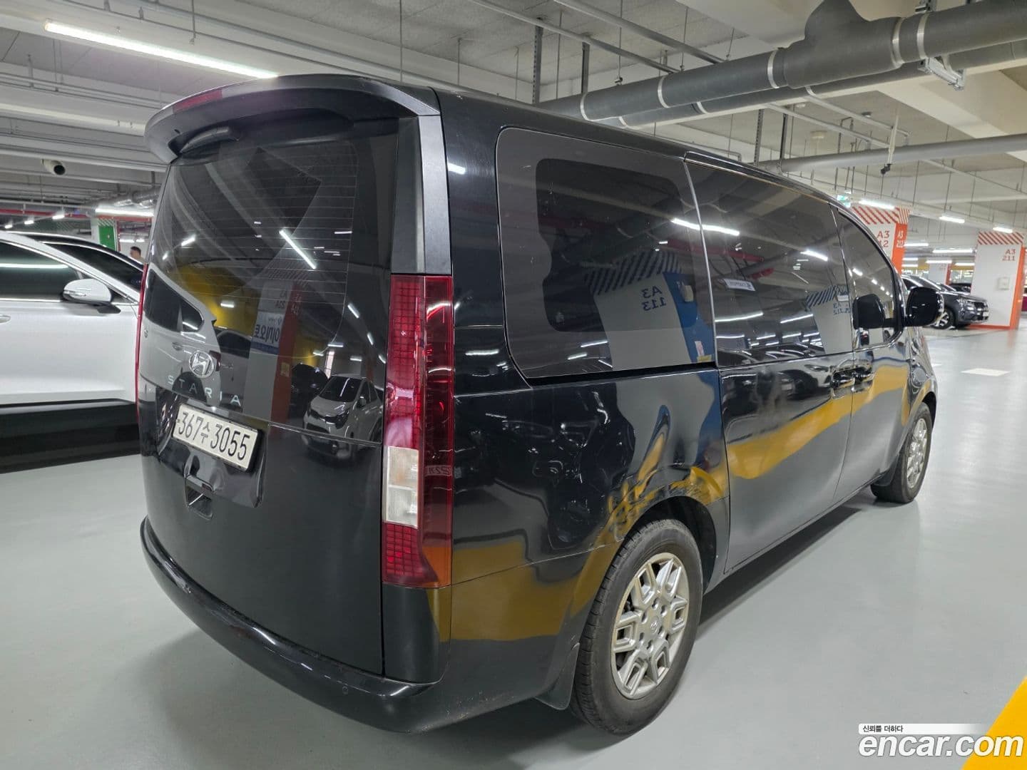 Main__Slider__Photo:Staria Hyundai 2023.0-0
