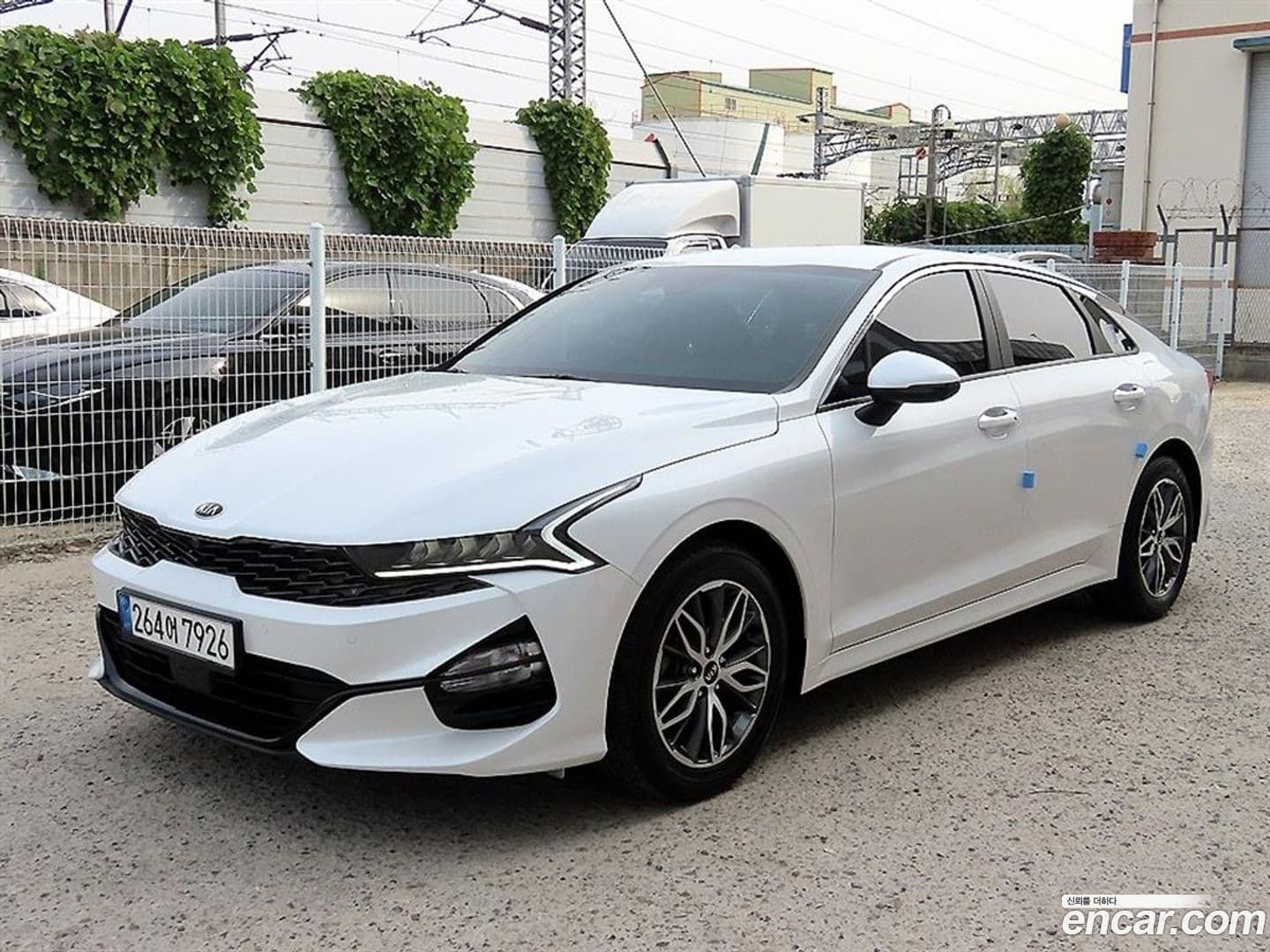Main__Slider__Photo:K5 Kia 2021.1-0
