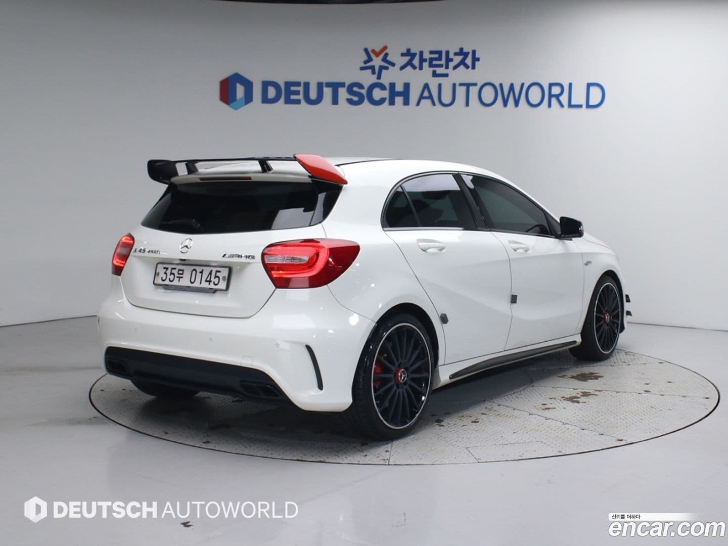 Main__Slider__Photo:A-Class Mercedes-Benz 2015.9-0