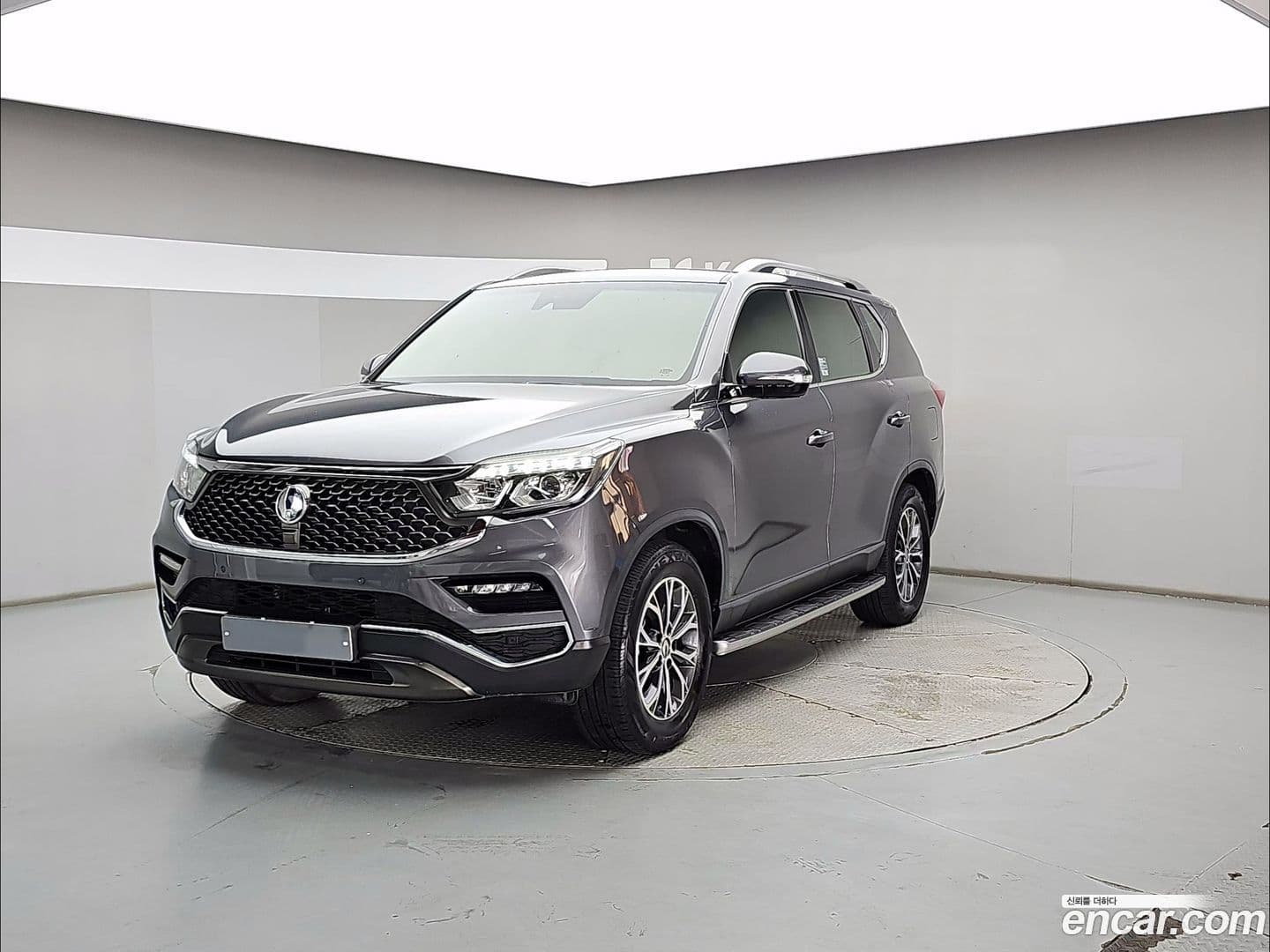Main__Slider__Photo:Rexton KG Mobility 2020.5-0