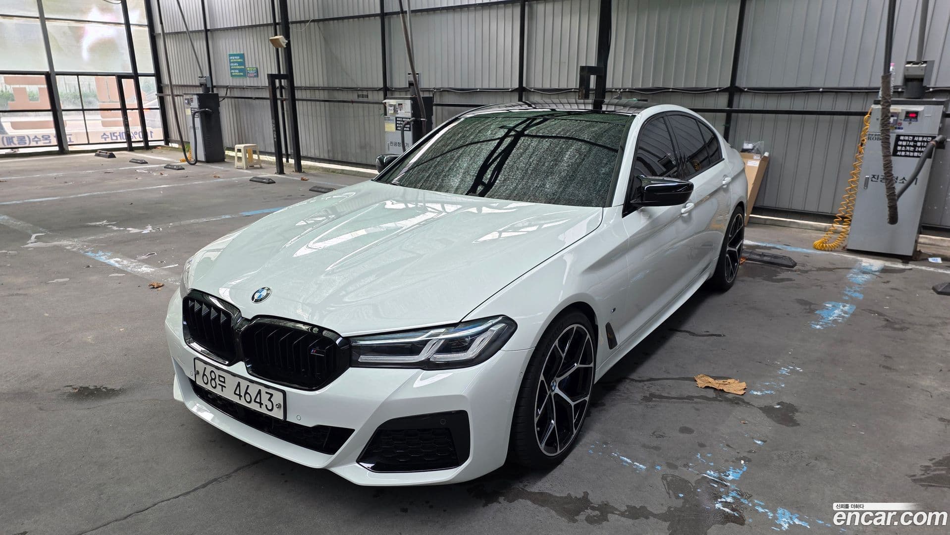 Main__Slider__Photo:5-Series BMW 2018.11-0