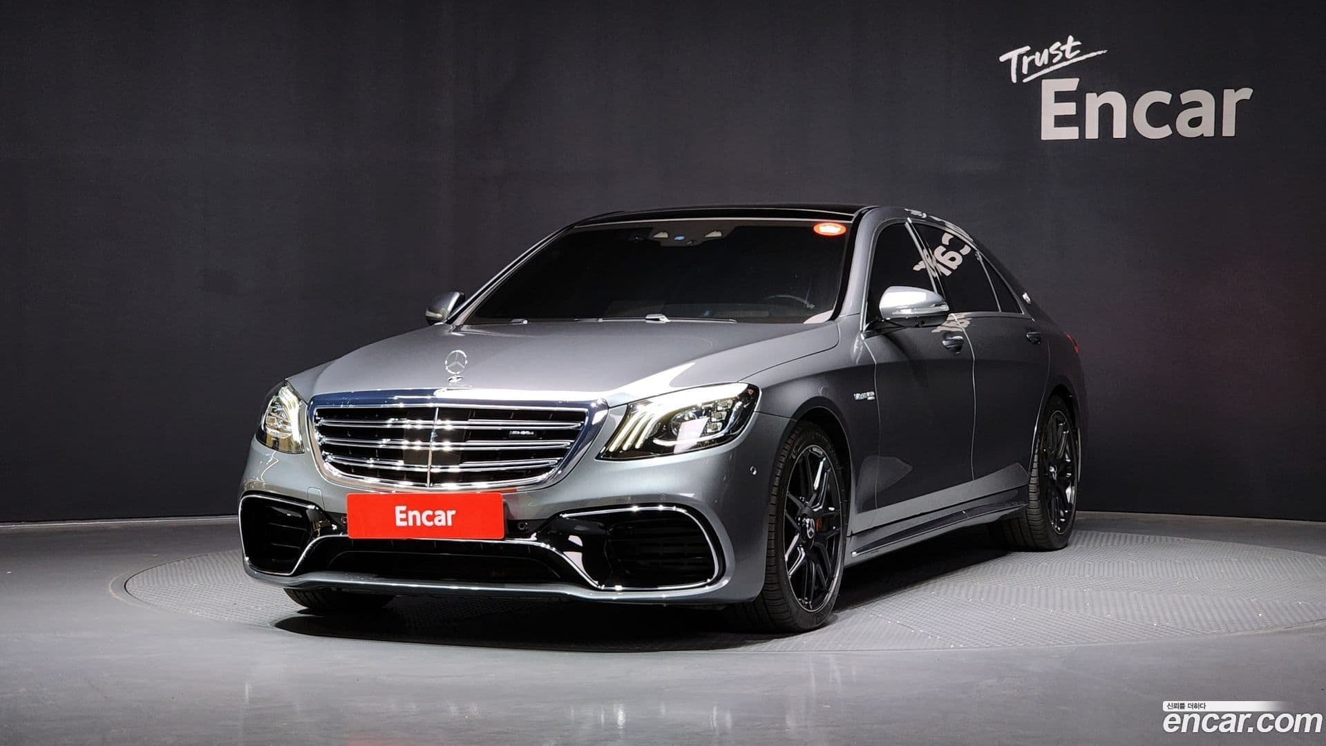 Main__Slider__Photo:S-Class Mercedes-Benz 2019.11-0