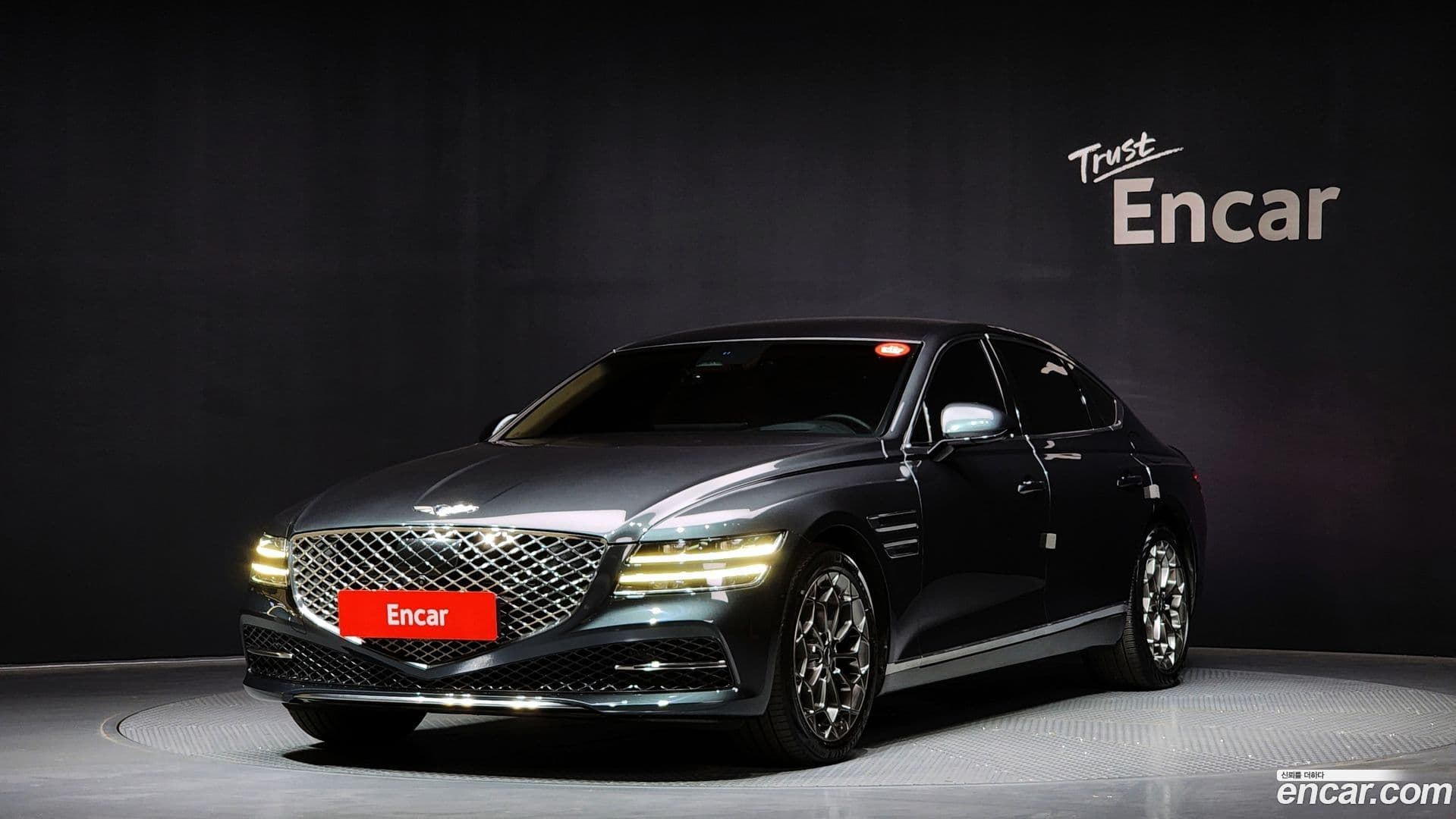 Main__Slider__Photo:G80 Genesis 2021.6-0
