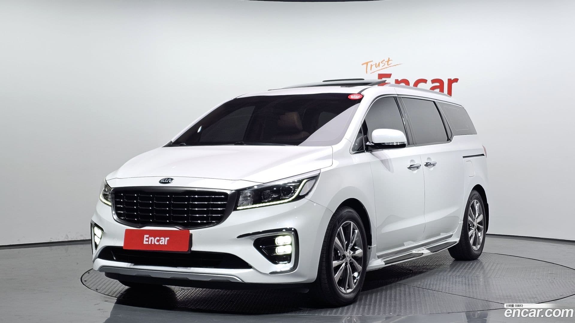 Main__Slider__Photo:Canival Kia 2020.0-0