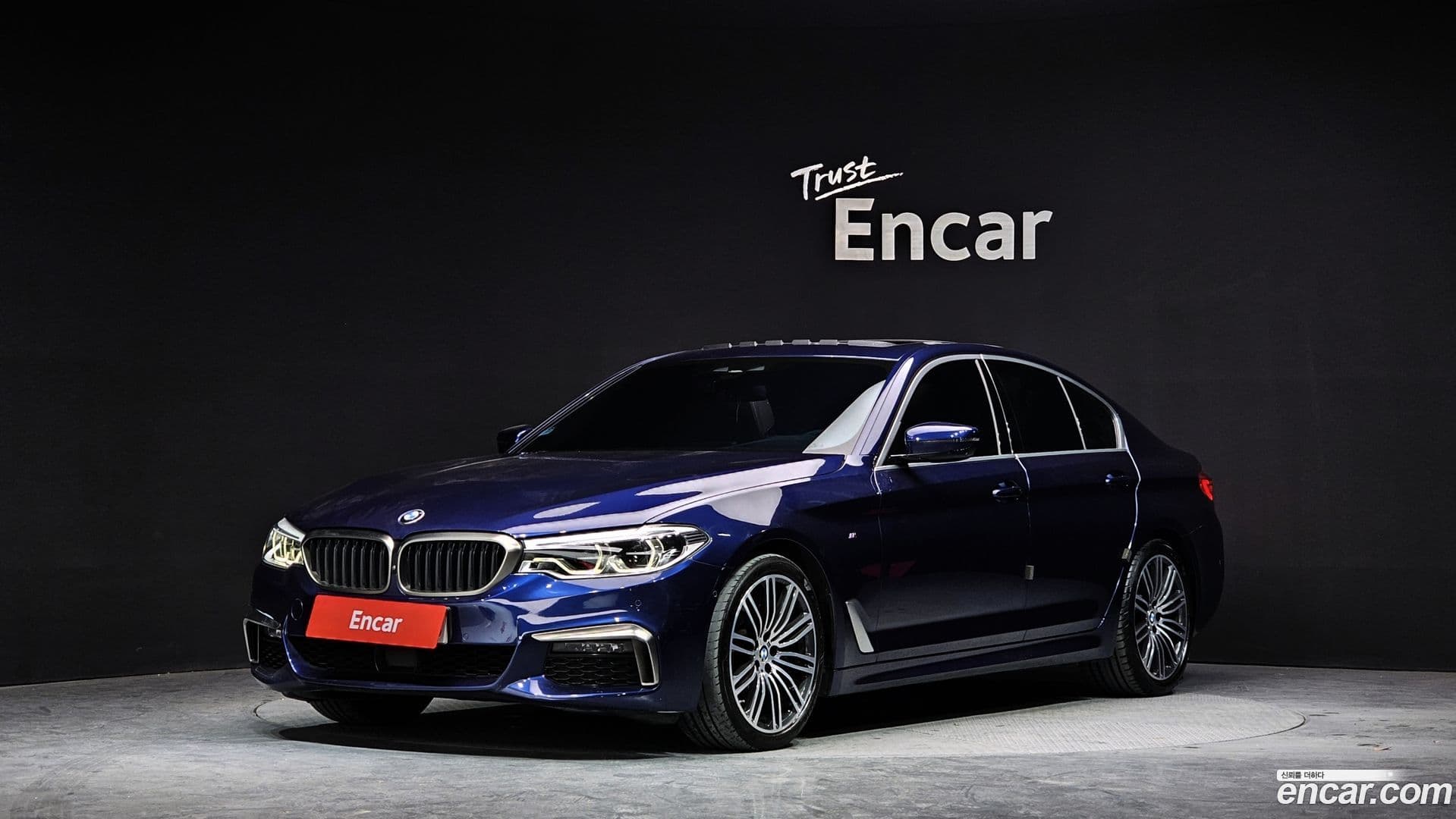 Main__Slider__Photo:5-Series BMW 2019.7-0