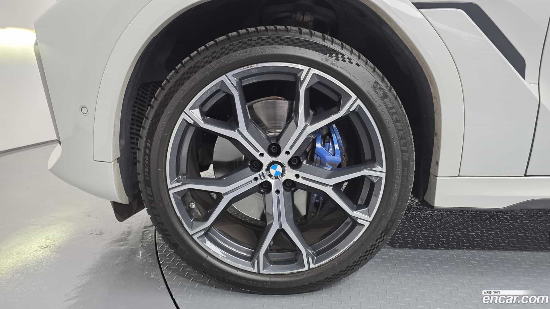 X6 BMW 2022.2-OUTER-005