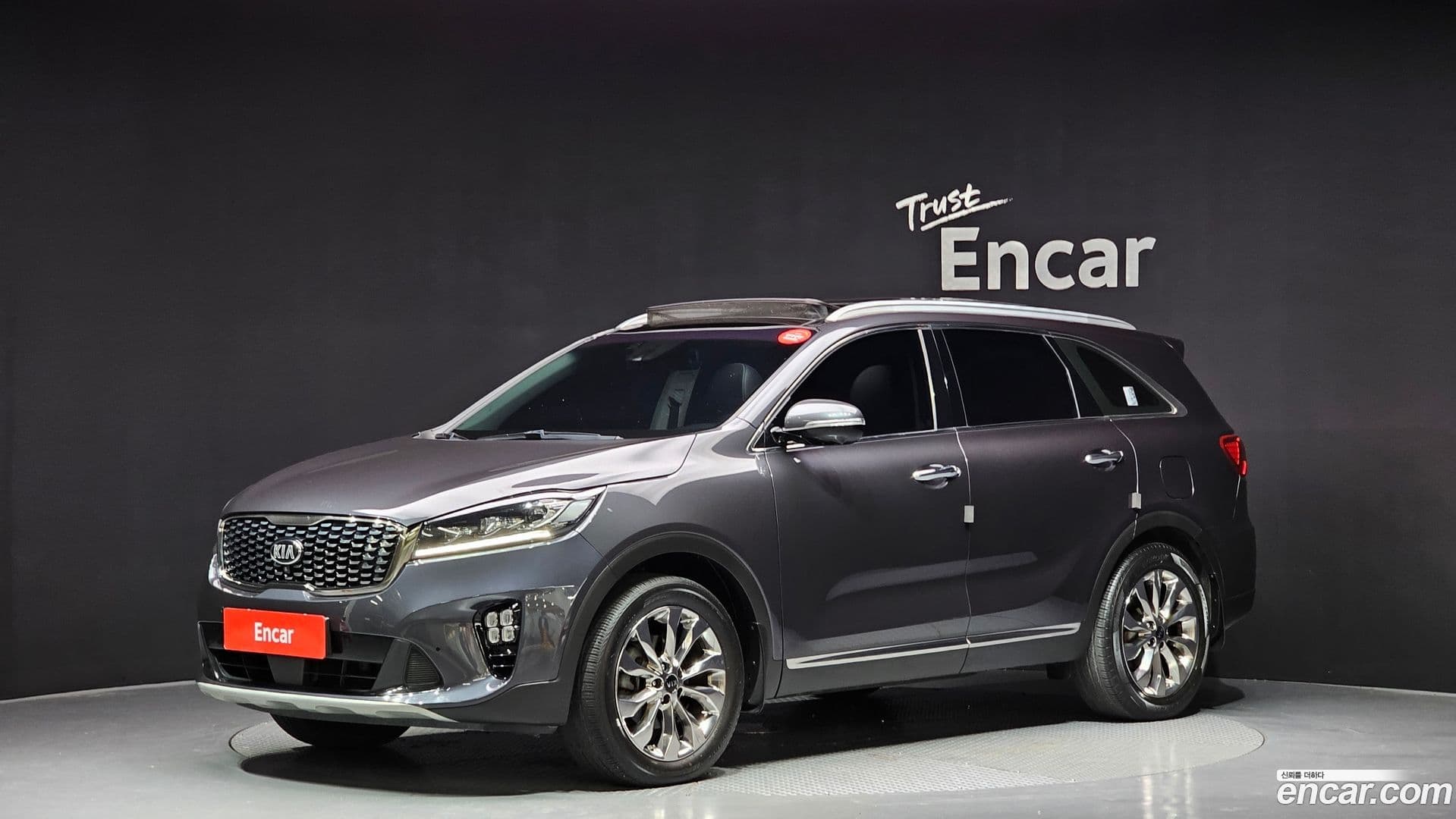 Main__Slider__Photo:Sorento Kia 2018.6-0