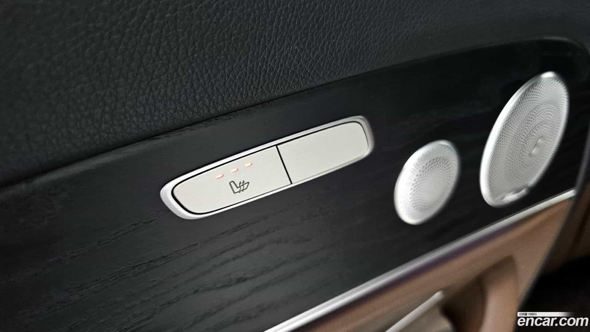 E-Class Mercedes-Benz 2020.5-OPTION-23