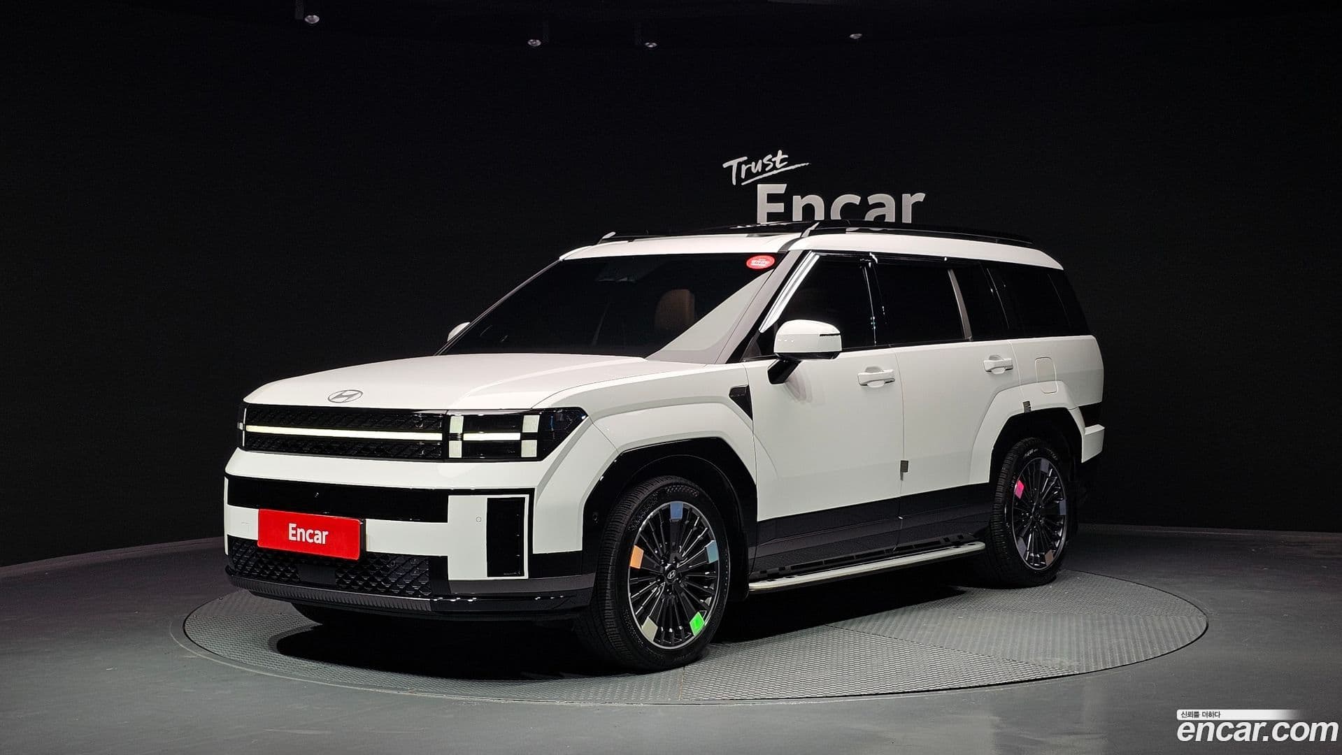 Main__Slider__Photo:Santafe Hyundai 2023.10-0