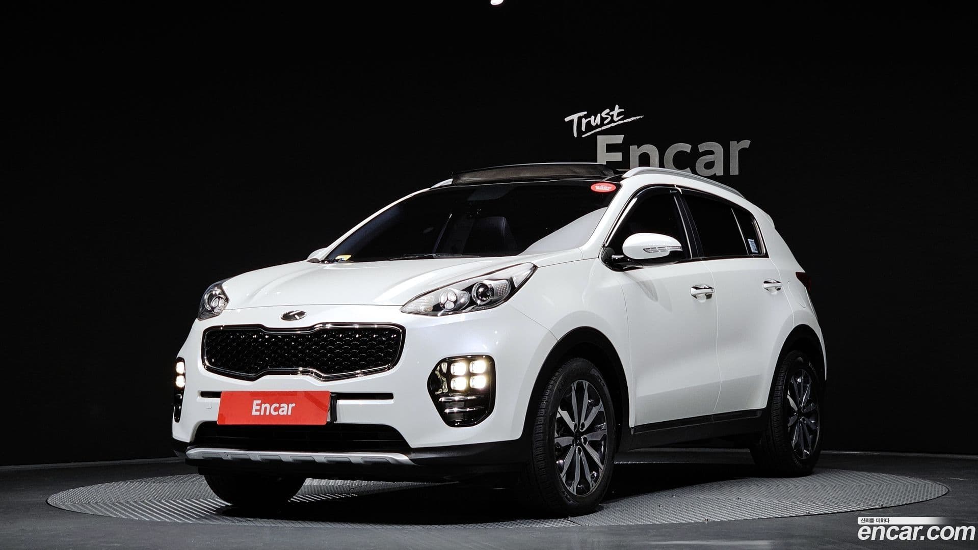 Main__Slider__Photo:Sportage Kia 2016.3-0