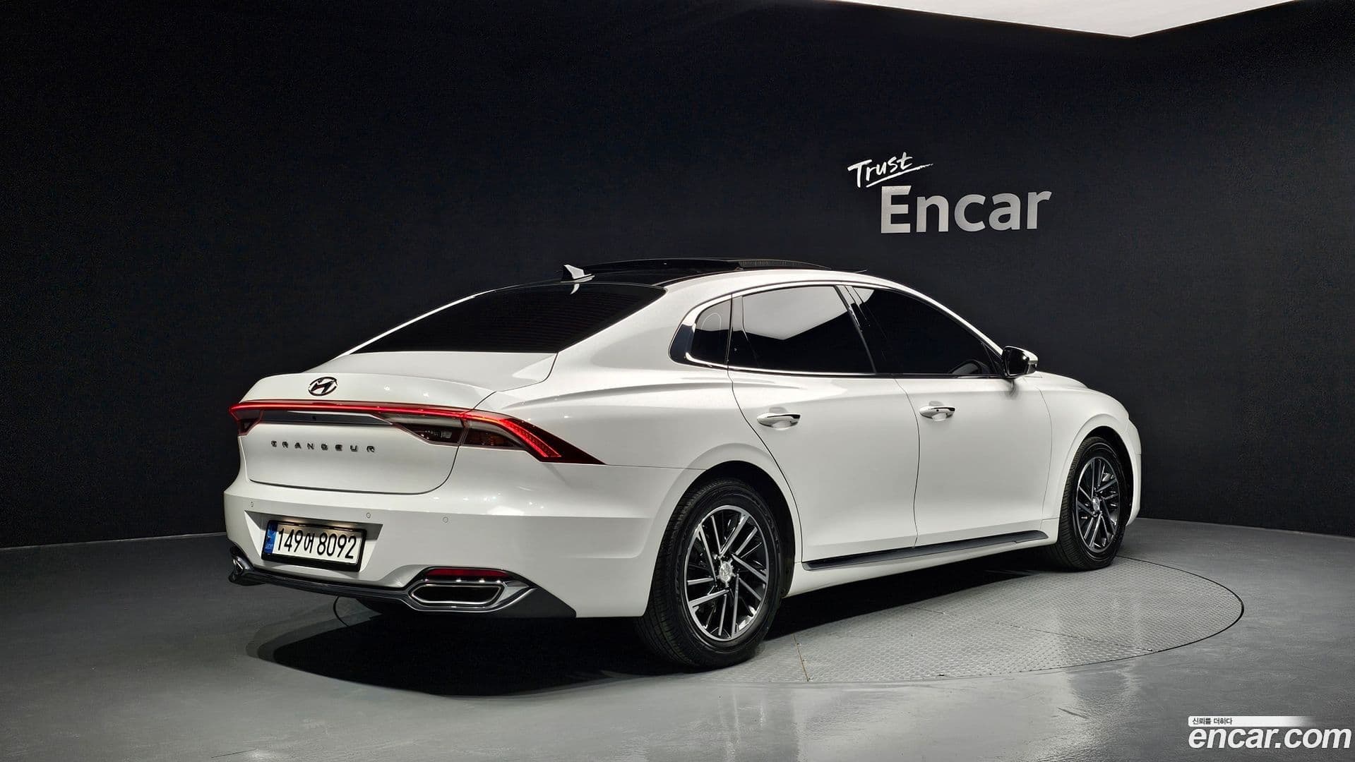 Main__Slider__Photo:Grandeur Hyundai 2020.9-0