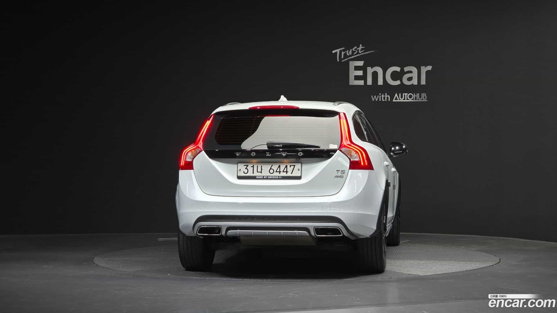 V60 Volvo 2017.8-OUTER-004