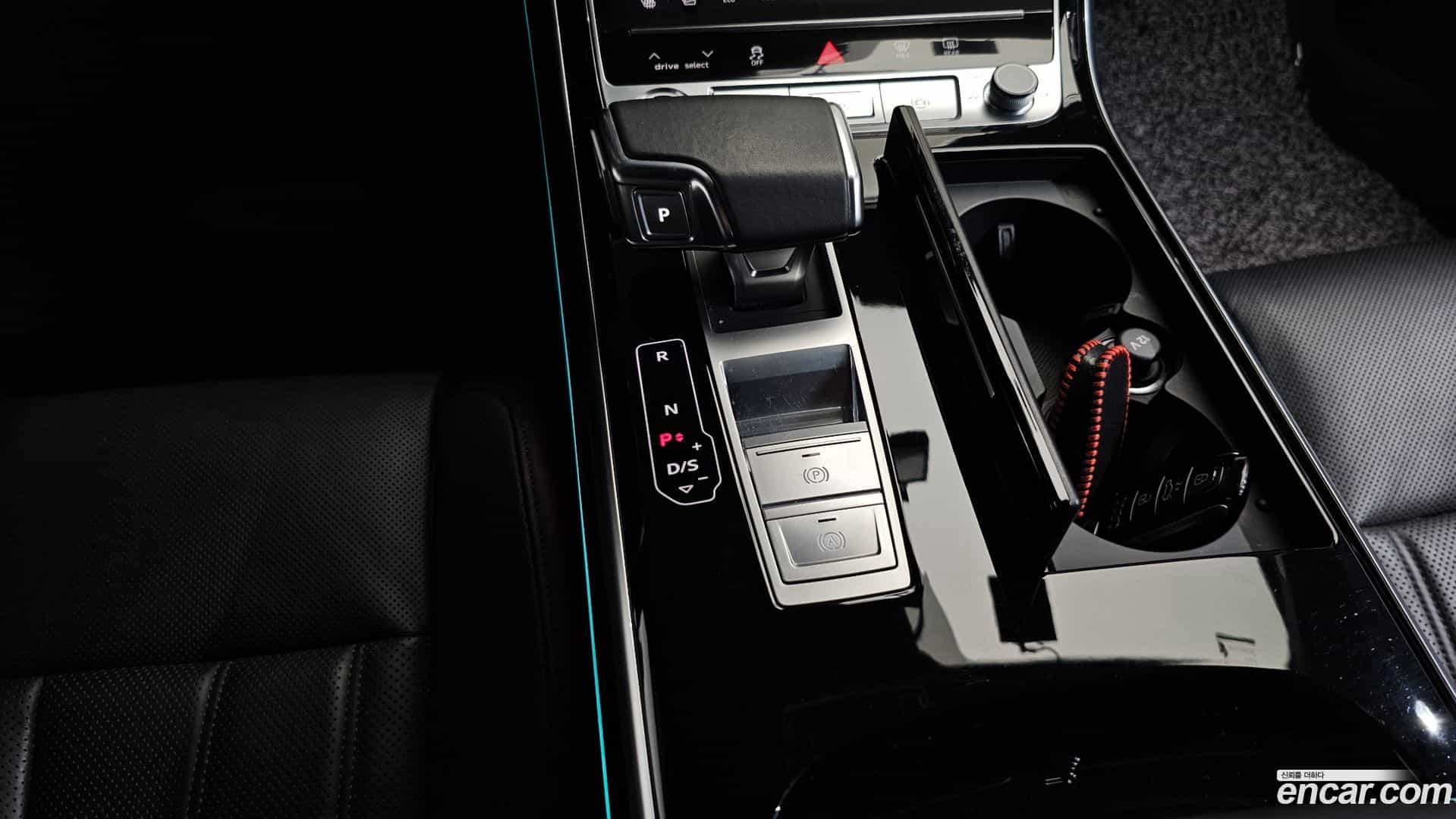 A8 Audi 2021.9-INNER-009