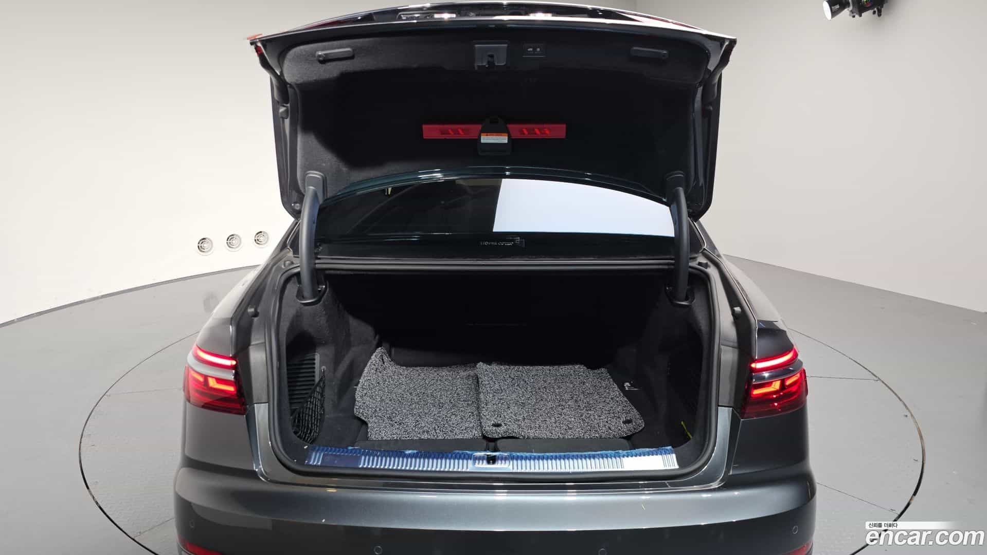 A8 Audi 2021.9-OPTION-024