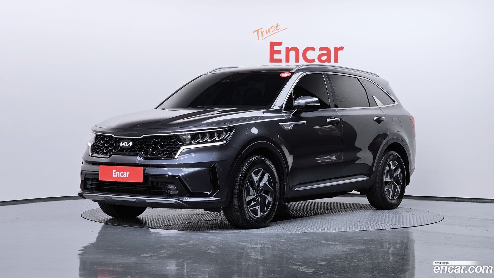 Main__Slider__Photo:Sorento Kia 2020.8-0