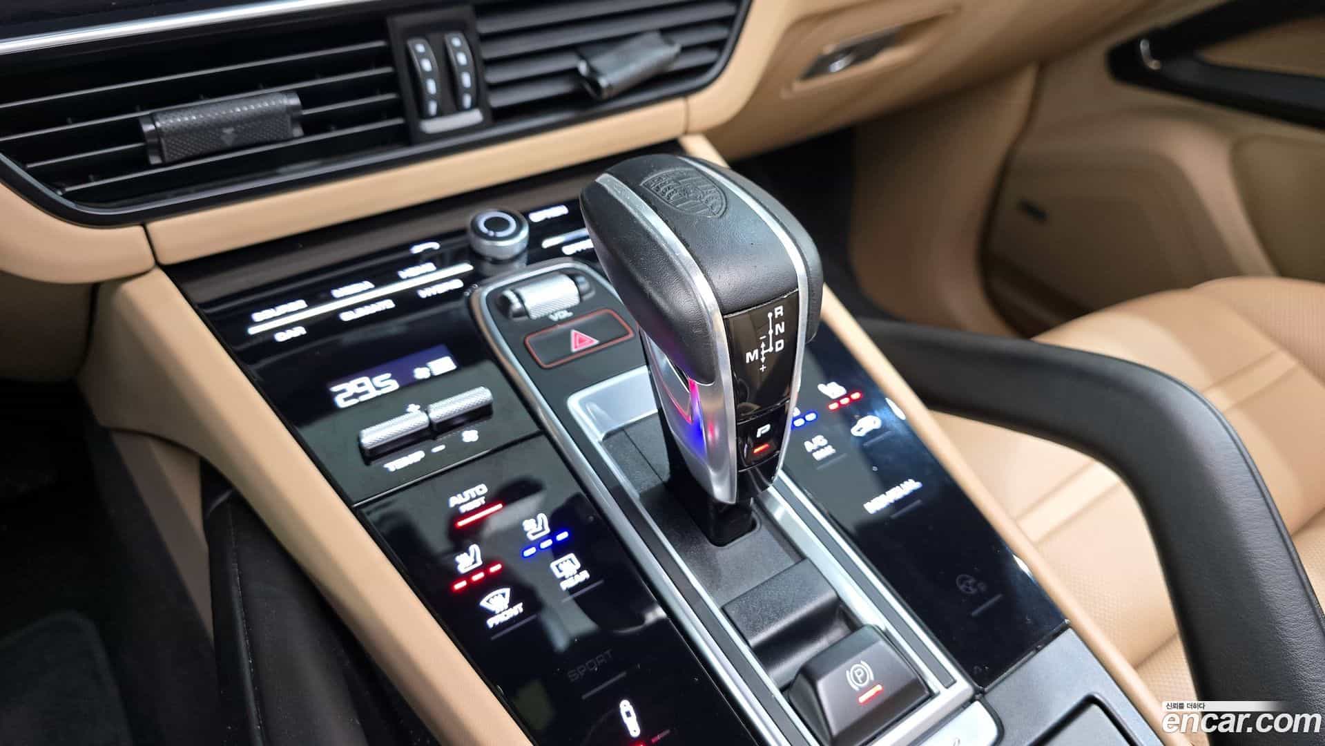 Cayenne Porsche 2020.9-OPTION-022