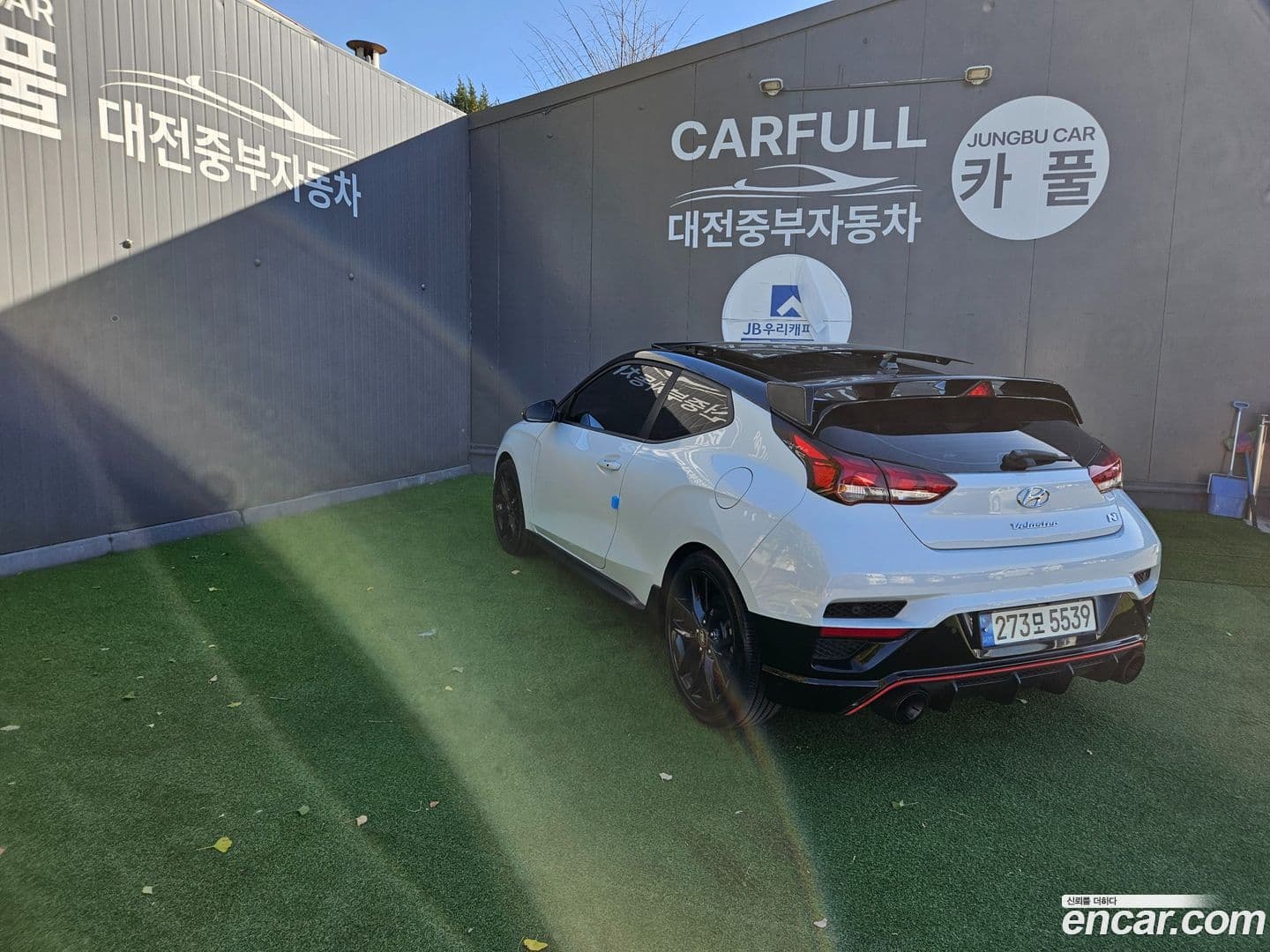 Main__Slider__Photo:Veloster Hyundai 2019.11-0