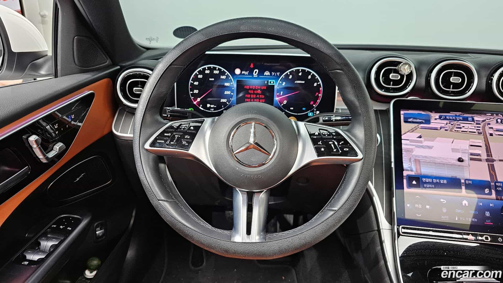 C-Class Mercedes-Benz 2024.3-OPTION-017