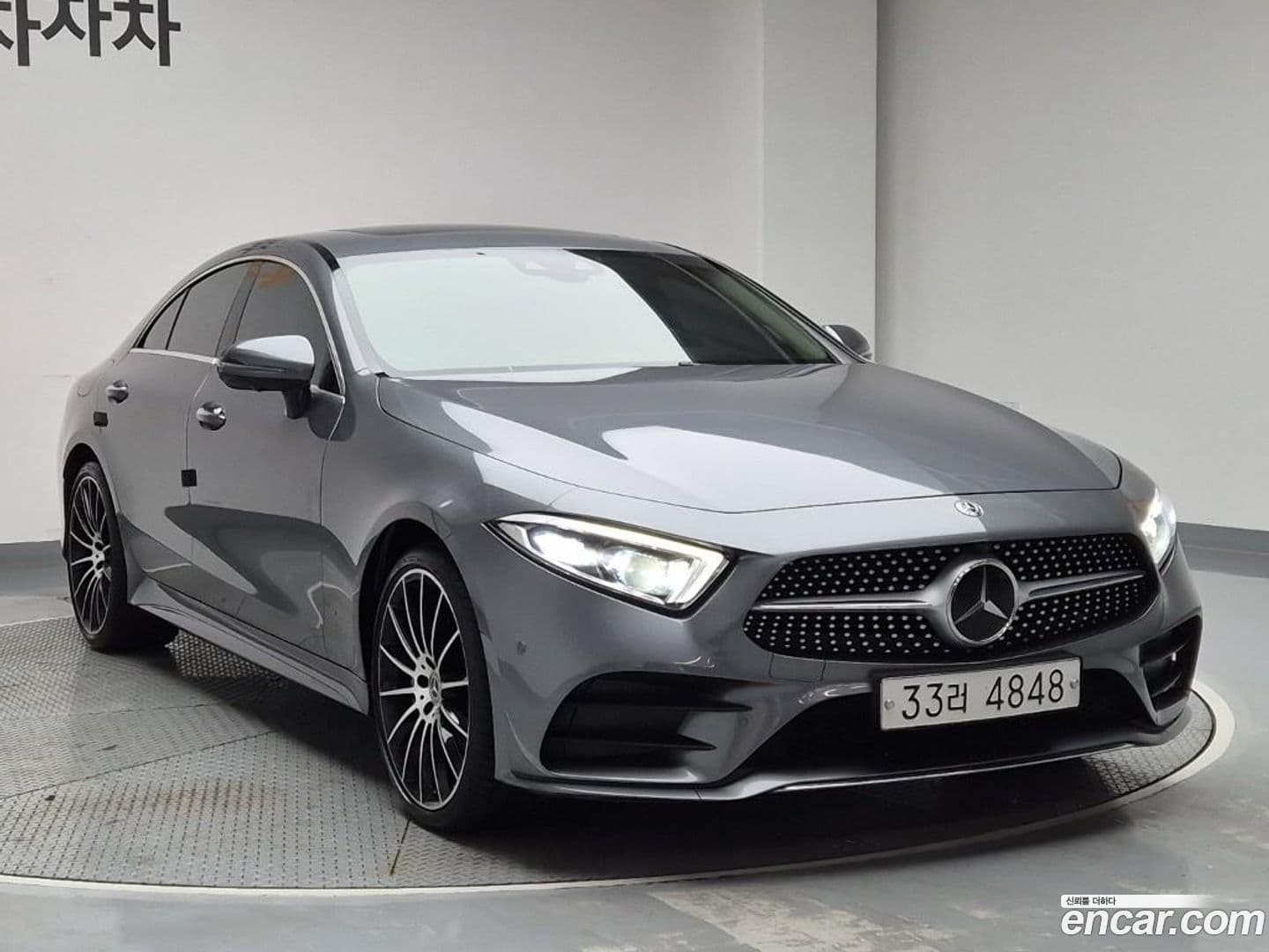 Main__Slider__Photo:CLS-Class Mercedes-Benz 2018.10-0