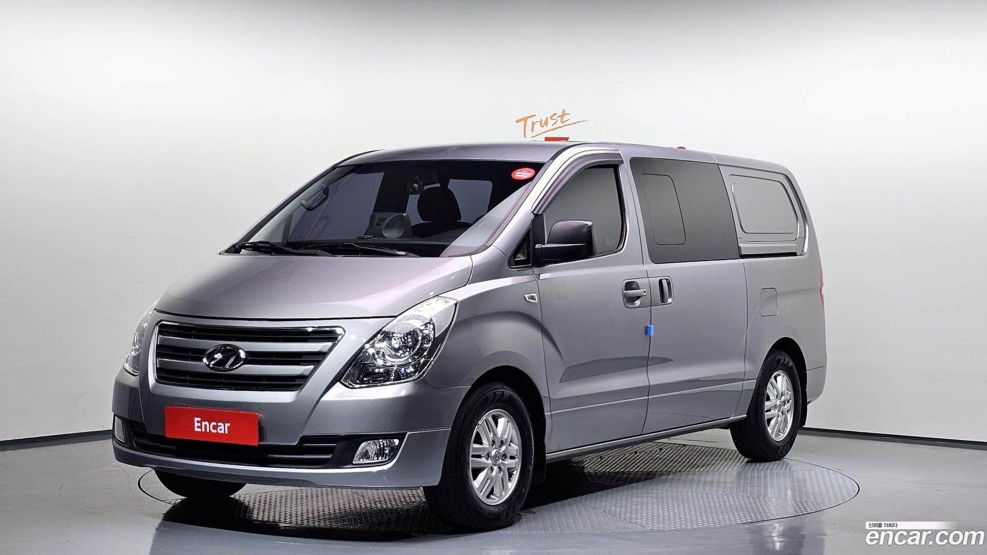 Main__Slider__Photo:Starex Hyundai 2017.1-0