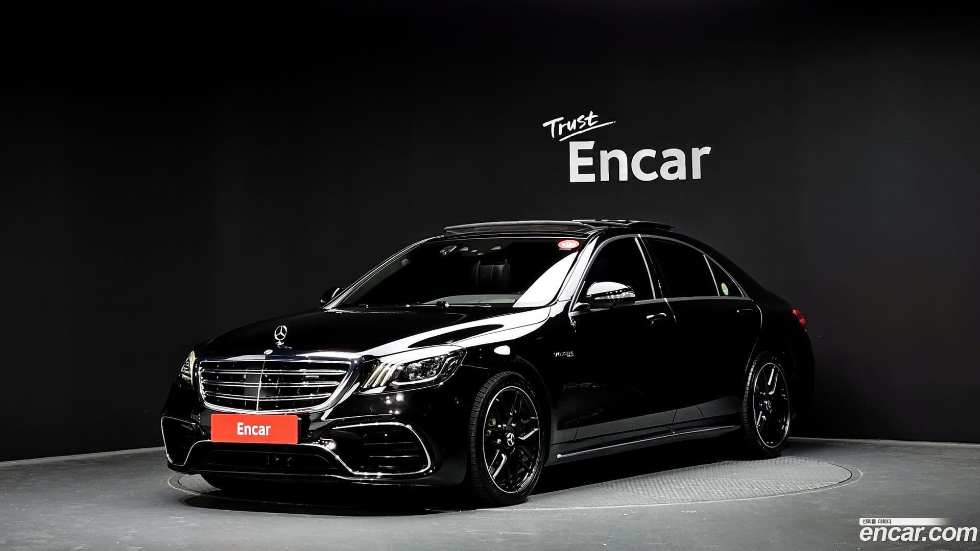 Main__Slider__Photo:S-Class Mercedes-Benz 2018.7-0