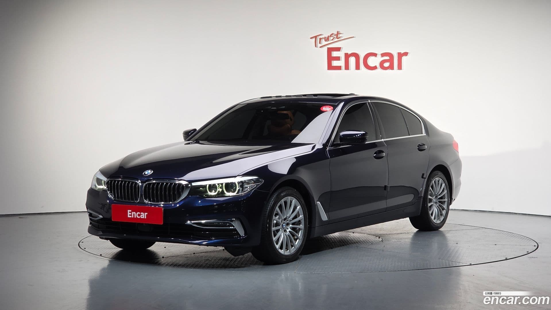 Main__Slider__Photo:5-Series BMW 2020.0-0