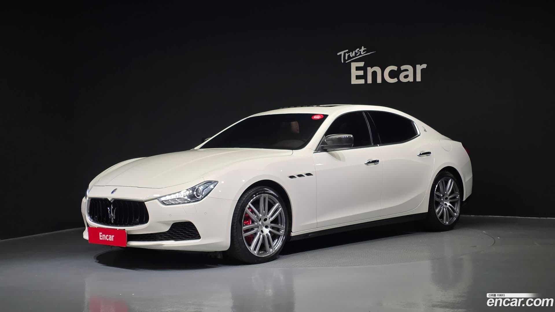 Main__Slider__Photo:Ghibli Maserati 2016.8-0