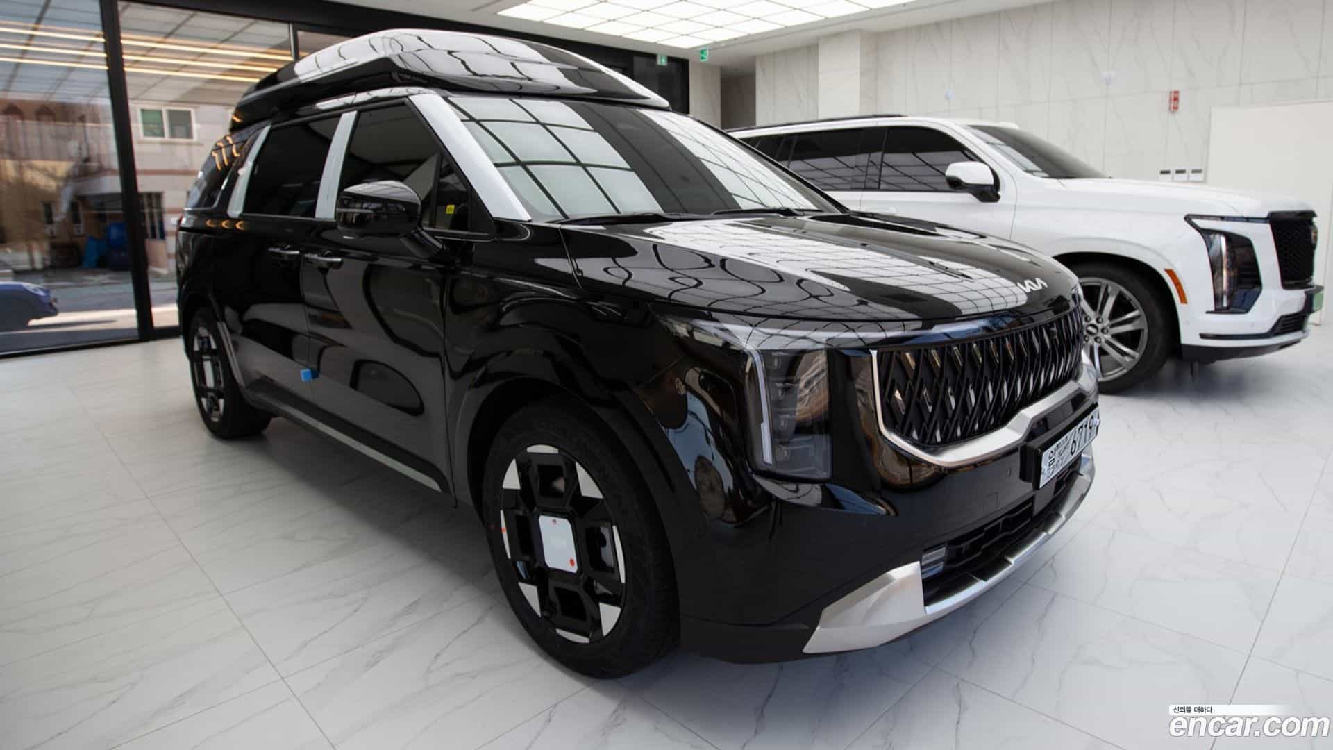 Canival Kia 2025.8-OUTER-001