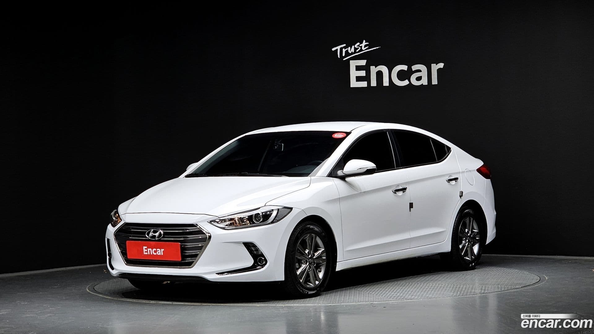 Main__Slider__Photo:AVANTE Hyundai 2016.0-0