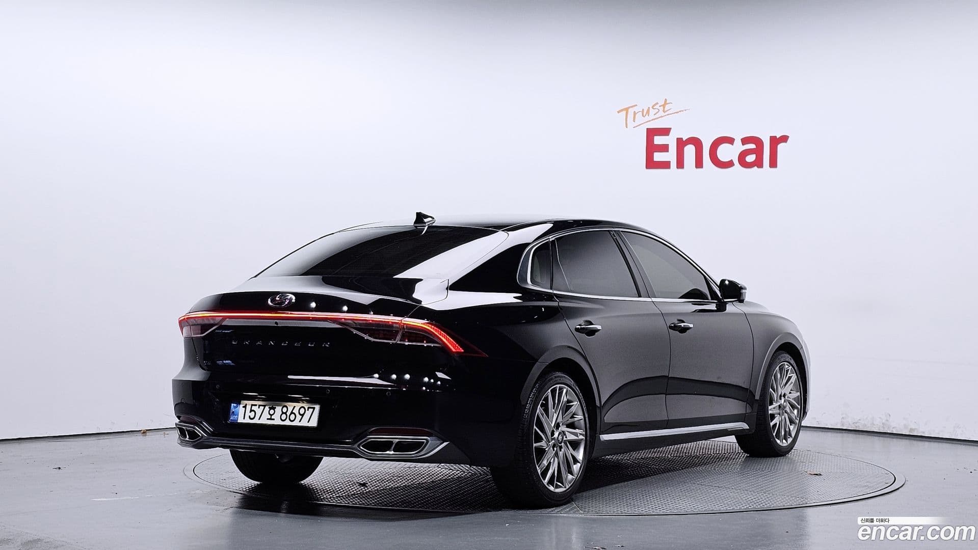 Main__Slider__Photo:Grandeur Hyundai 2021.7-0