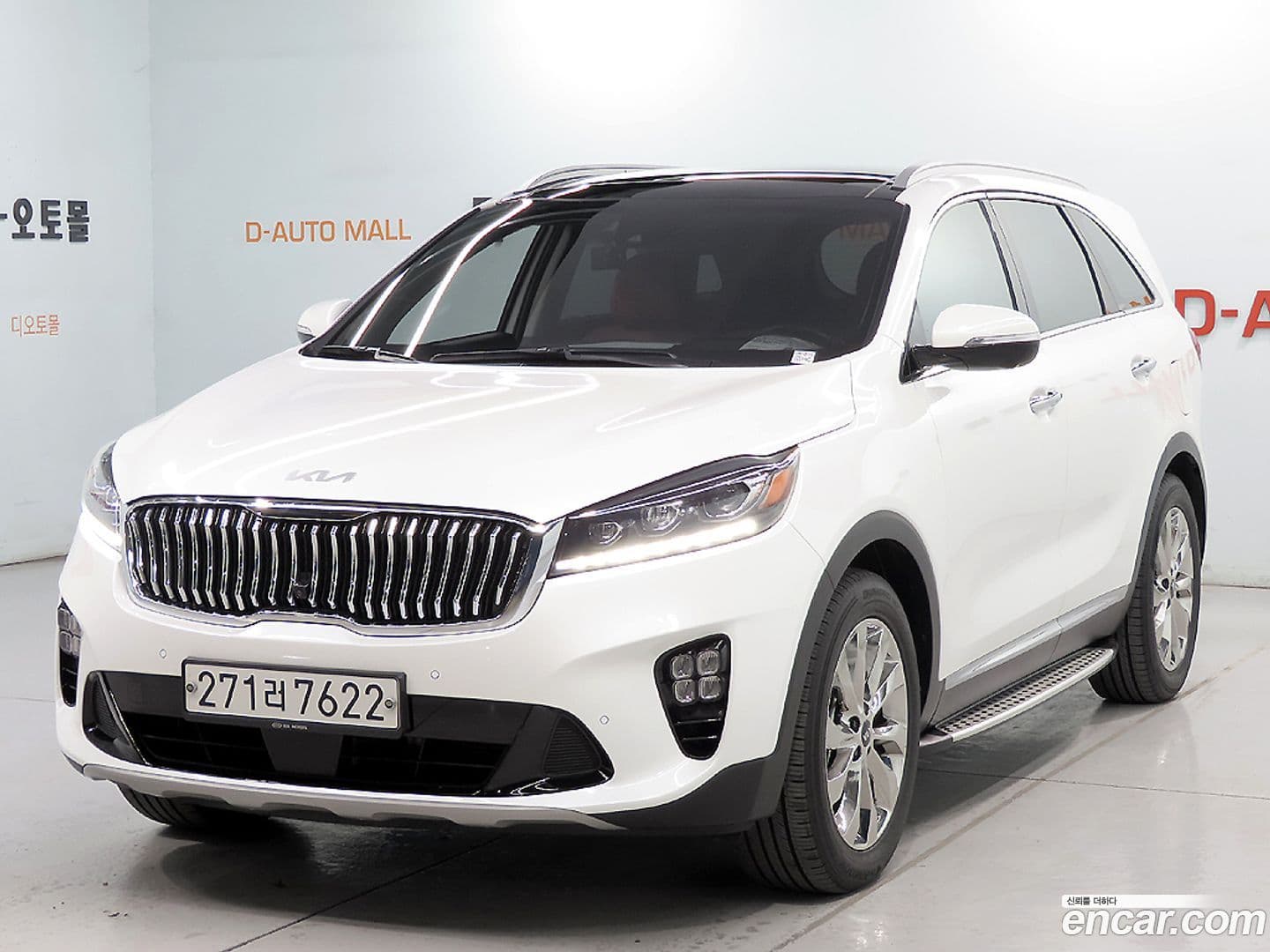 Main__Slider__Photo:Sorento Kia 2019.8-0