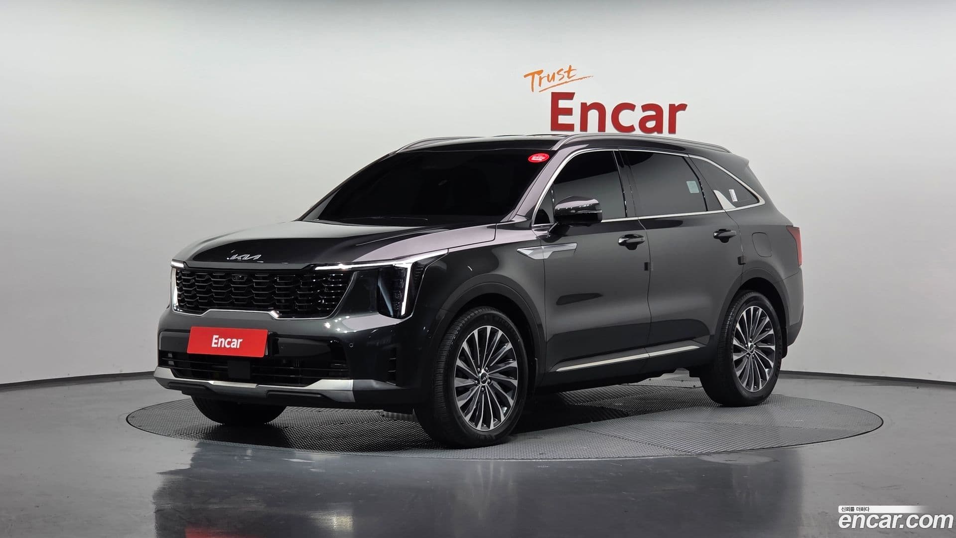 Main__Slider__Photo:Sorento Kia 2025.4-0
