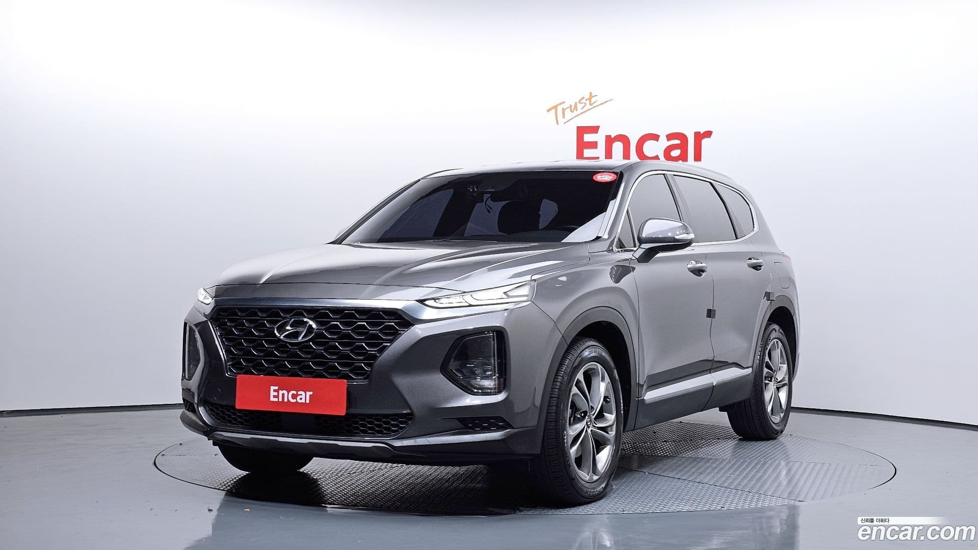 Main__Slider__Photo:Santafe Hyundai 2019.9-0