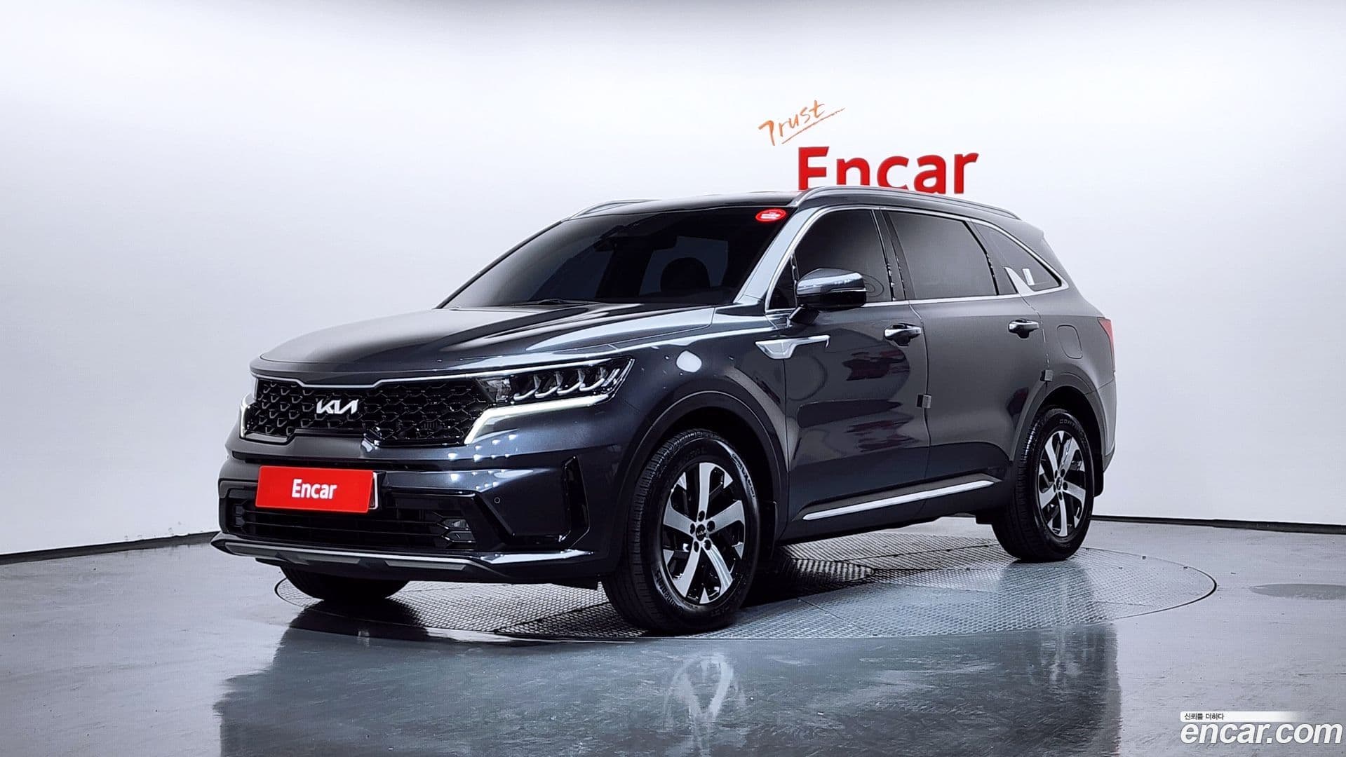Main__Slider__Photo:Sorento Kia 2021.10-0