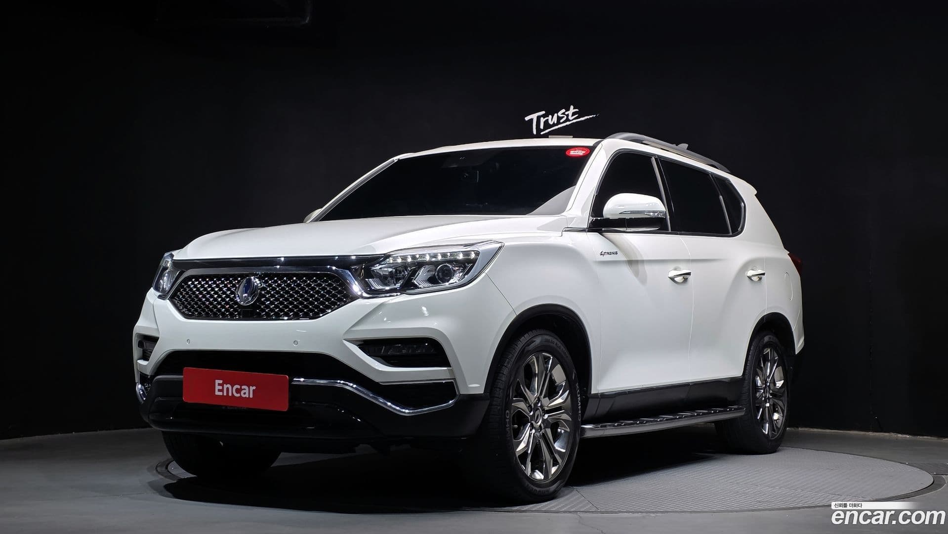 Main__Slider__Photo:Rexton KG Mobility 2017.11-0