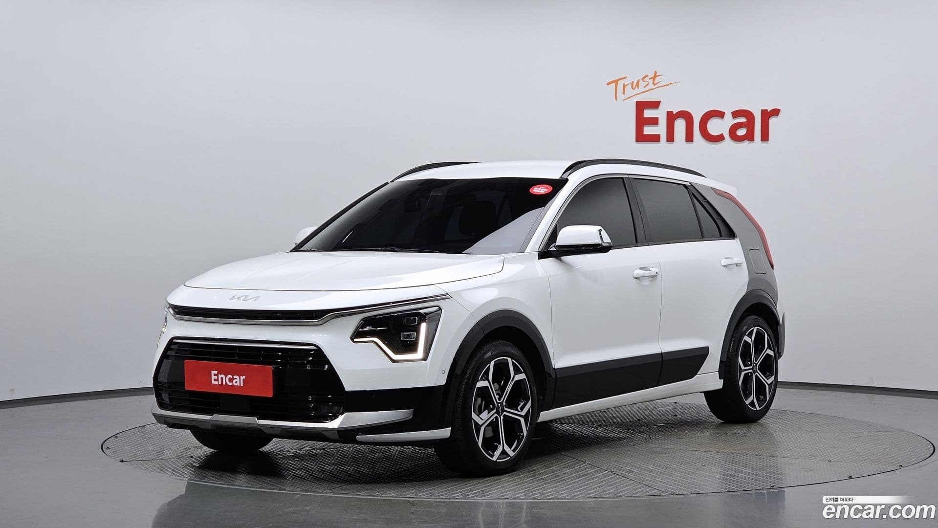 Main__Slider__Photo:Niro Kia 2022.2-0