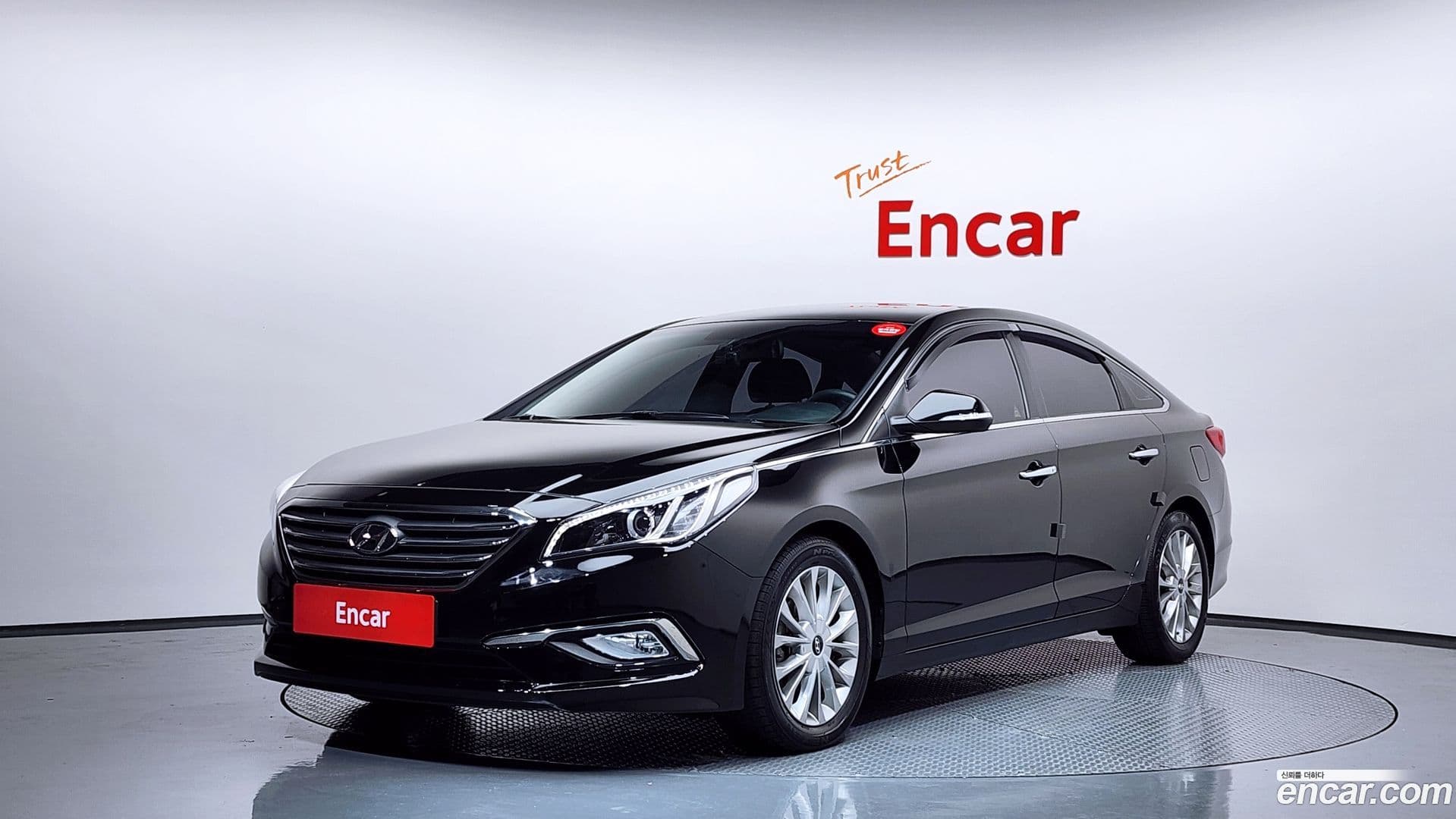 Main__Slider__Photo:Sonata Hyundai 2015.11-0