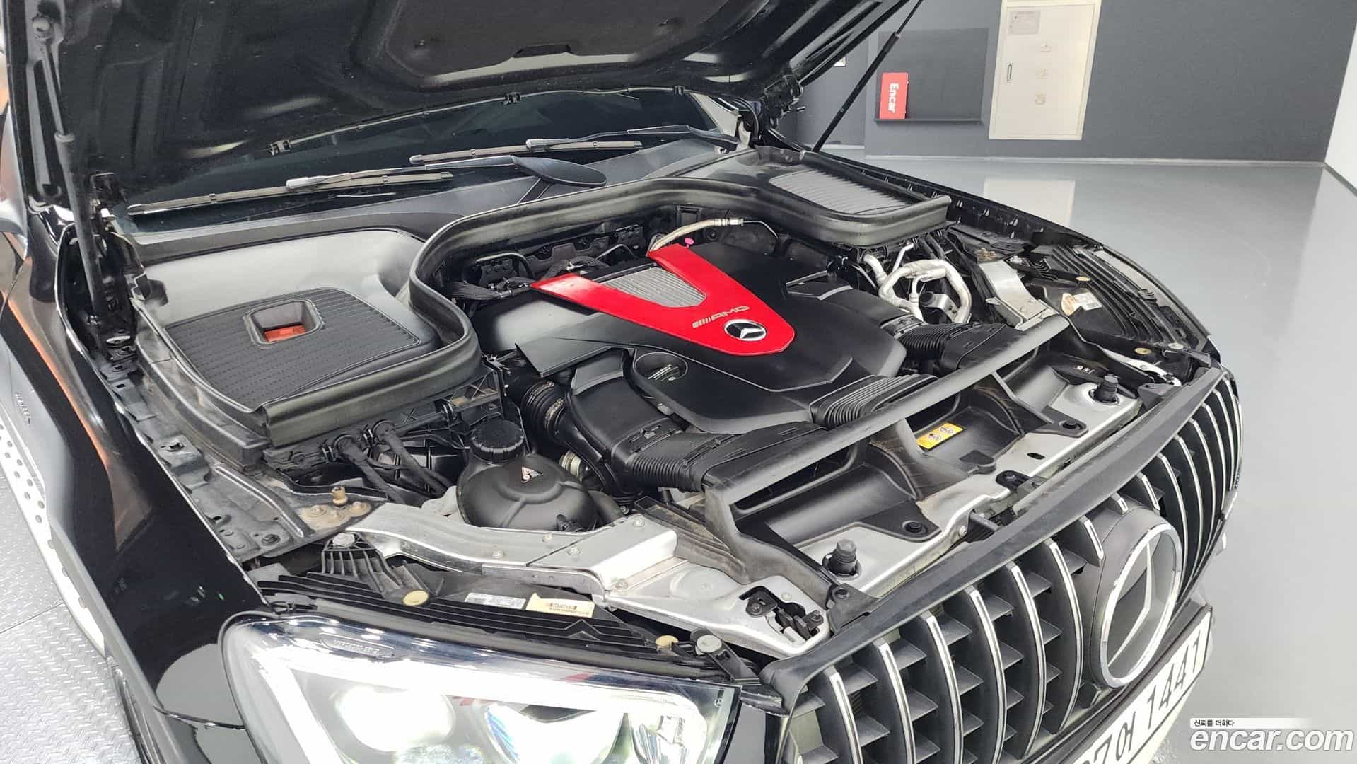 GLC-Class Mercedes-Benz 2022.5-INNER-6