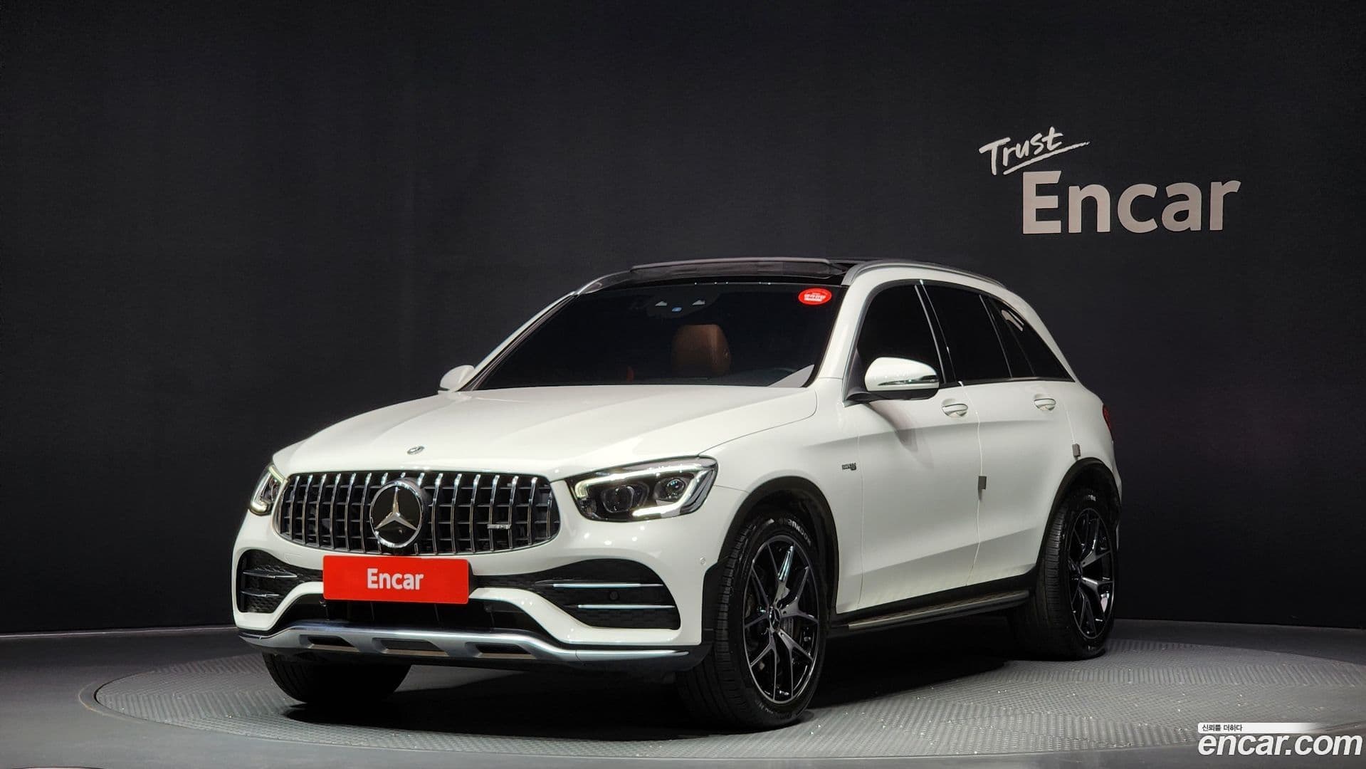 Main__Slider__Photo:GLC-Class Mercedes-Benz 2022.6-0