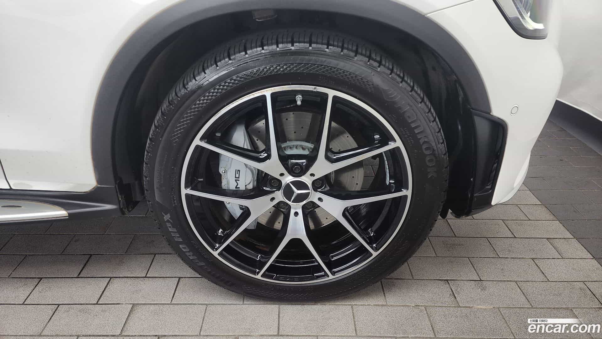 GLC-Class Mercedes-Benz 2022.6-OUTER-5