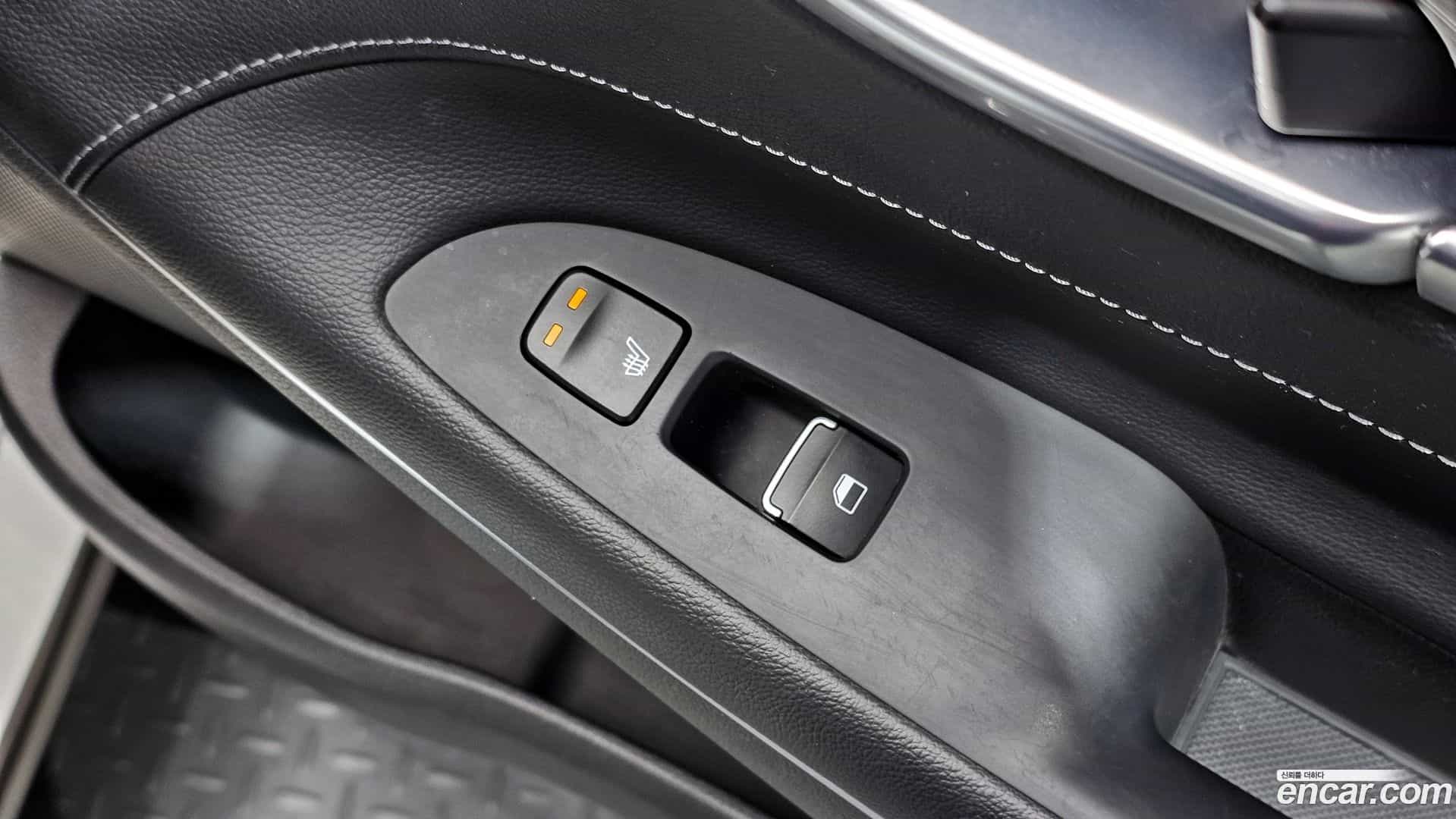 Grandeur Hyundai 2017.4-OPTION-022