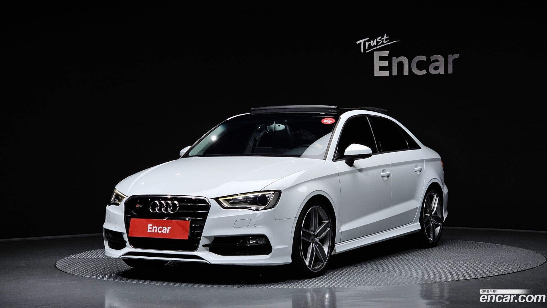 Main__Slider__Photo:A3 Audi 2015.9-0