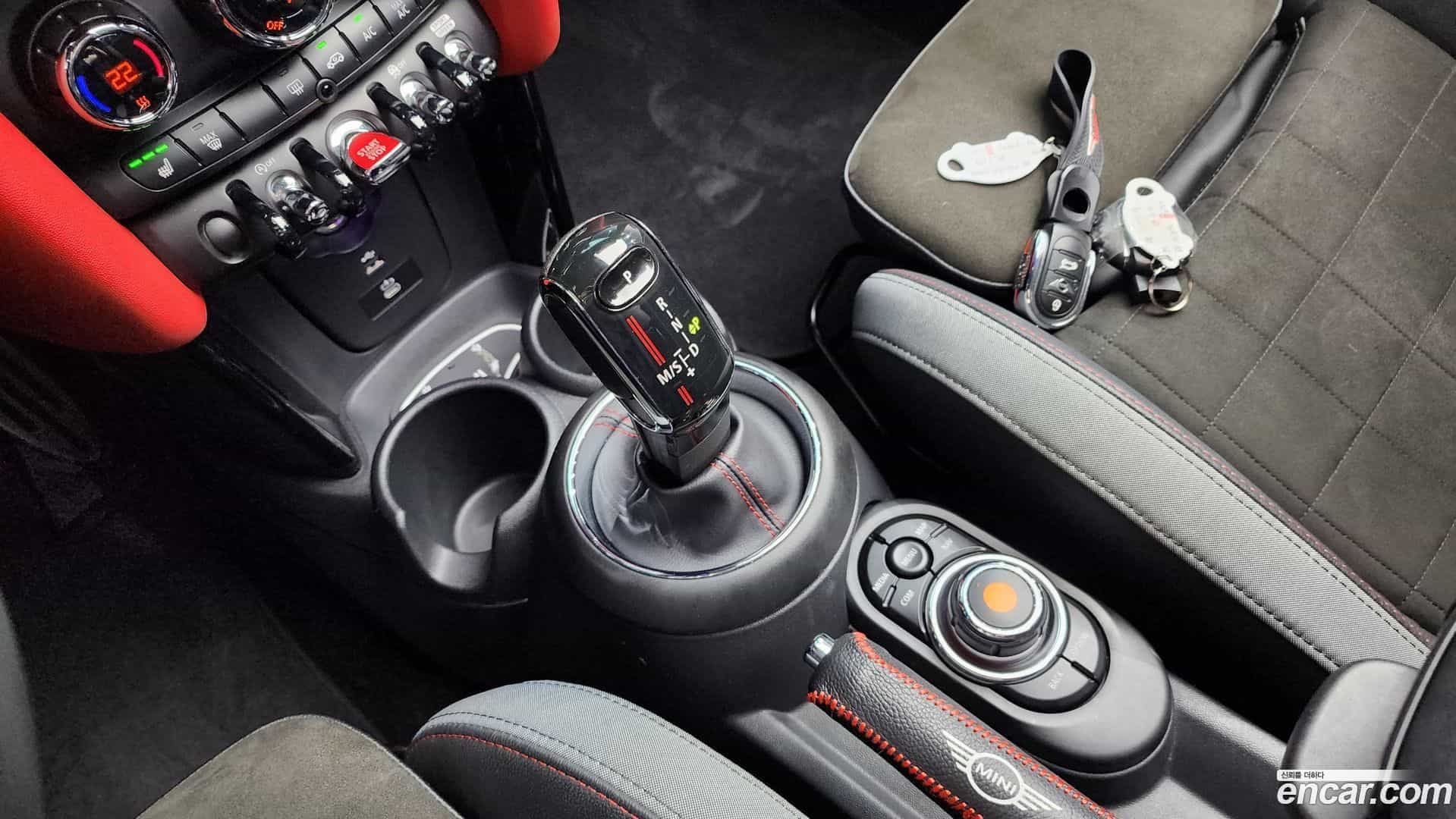 Cooper Convertible Mini 2020.6-INNER-9